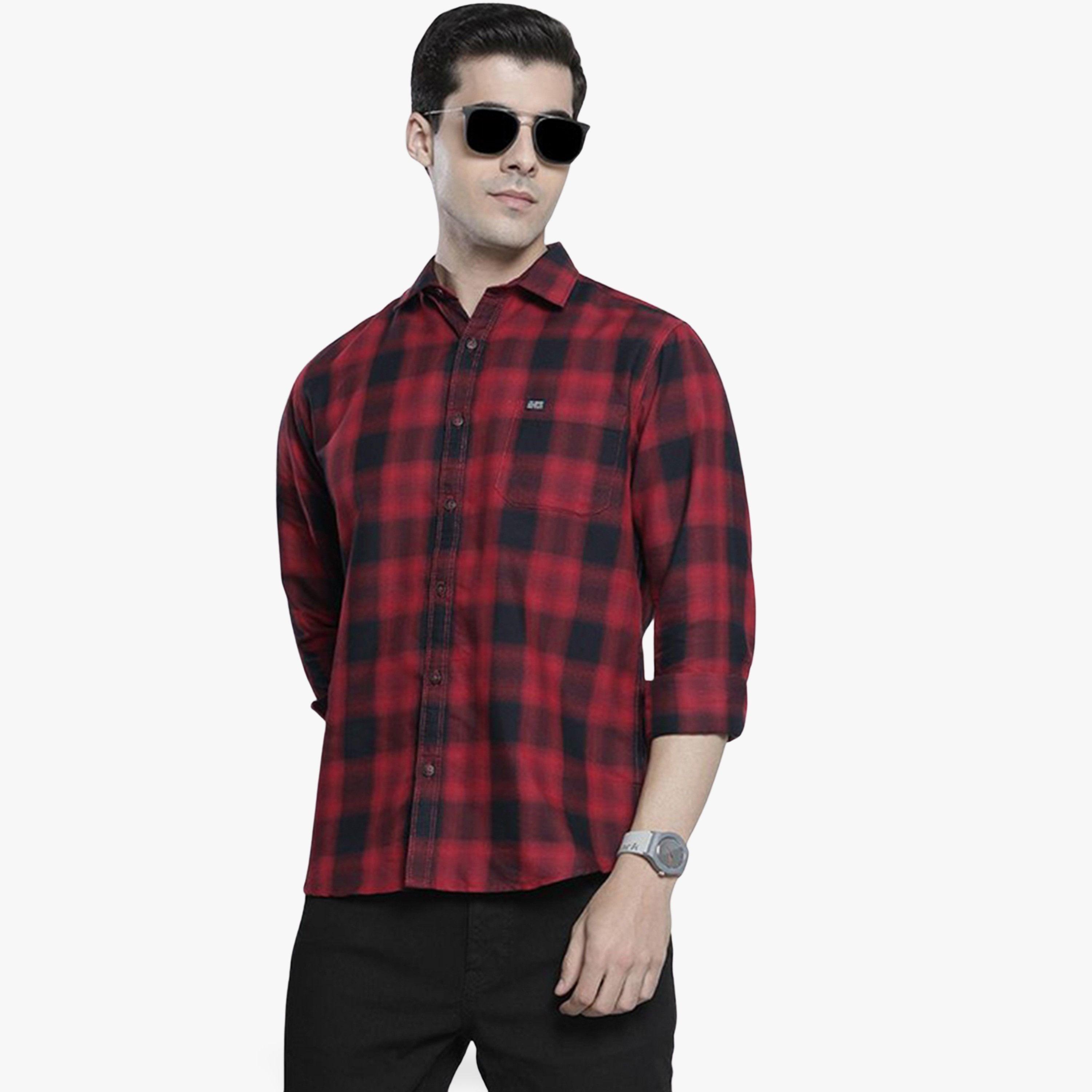 ذا انديان كراج كو × ستايلي - قميص رجالي كاجوال منقوش لون أحمر-men-clothing-shirts-image-1