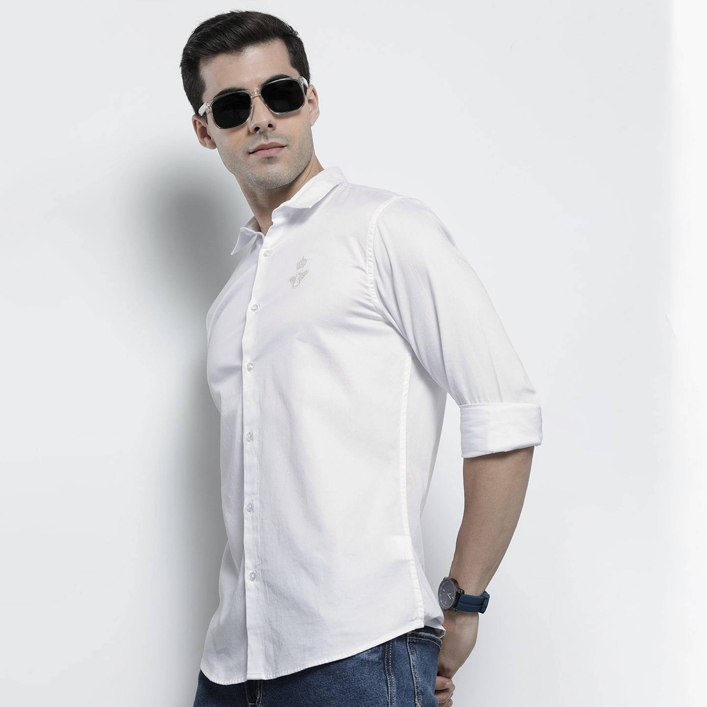 ذا انديان كراج كو × ستايلي - قميص رجالي أبيض سادة بقصّة عادية-men-clothing-shirts-image-1