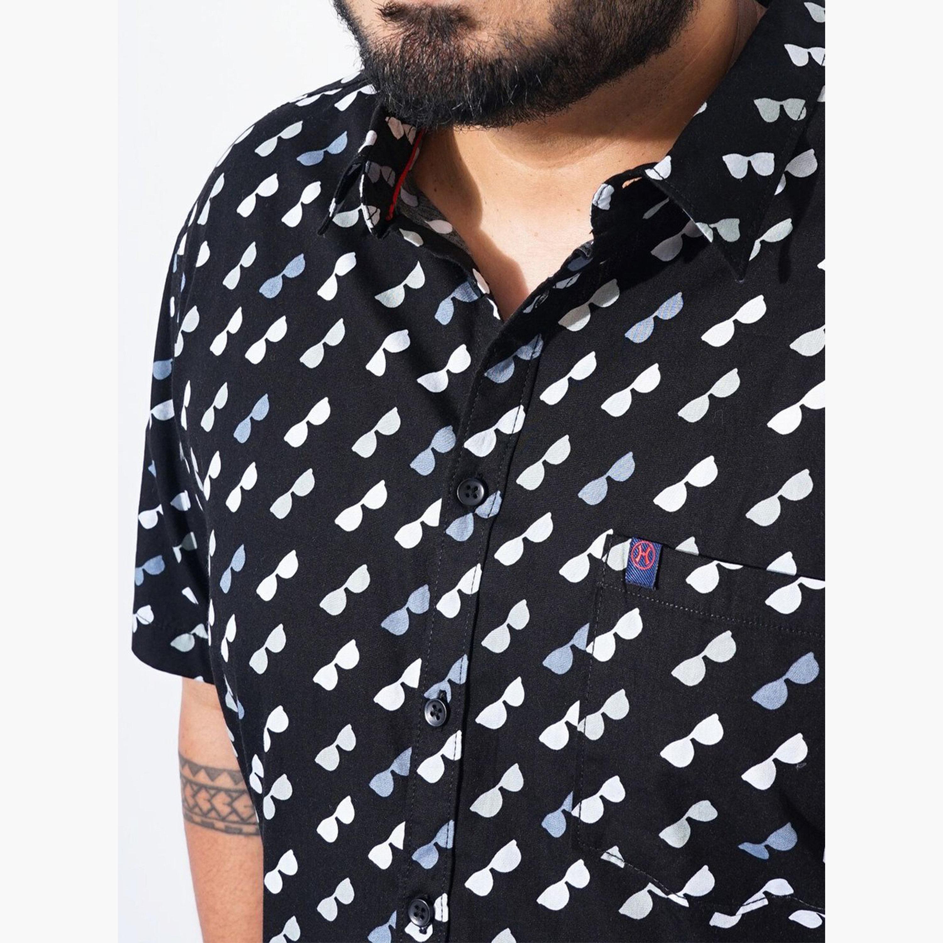 هارد صودا × ستايلي - قميص بطبعة بأكمام قصيرة مقاس كبير-men-clothing-shirts-image-6
