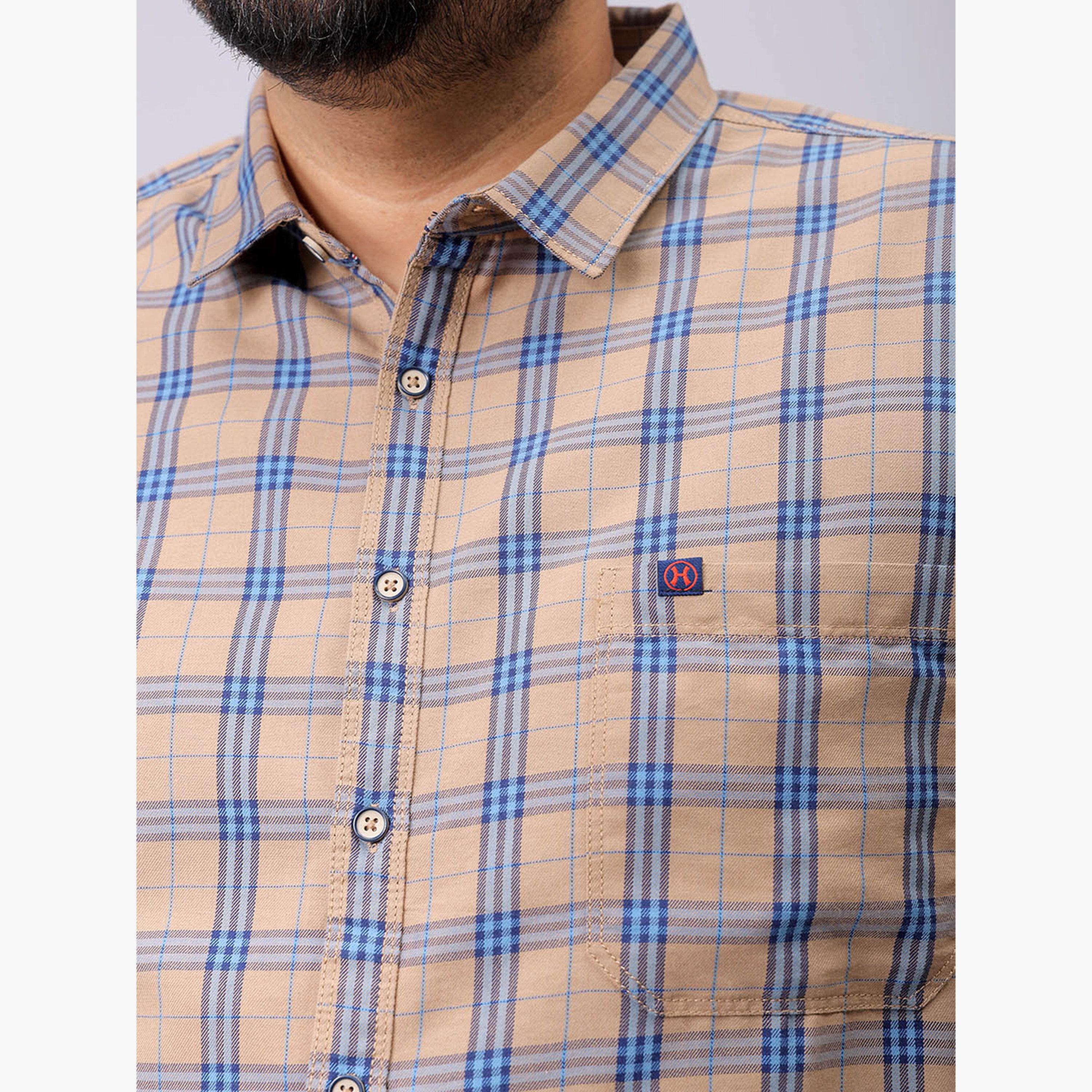 هارد صودا × ستايلي - قميص كاجوال منقوش مقاس كبير لون بيج-men-clothing-shirts-image-6
