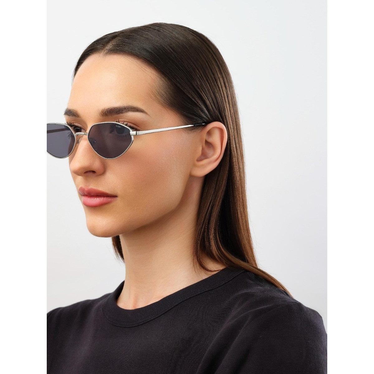 Styli Unisex Hush-Hush Geometric Sunglasses-men-sunglasses-image-5