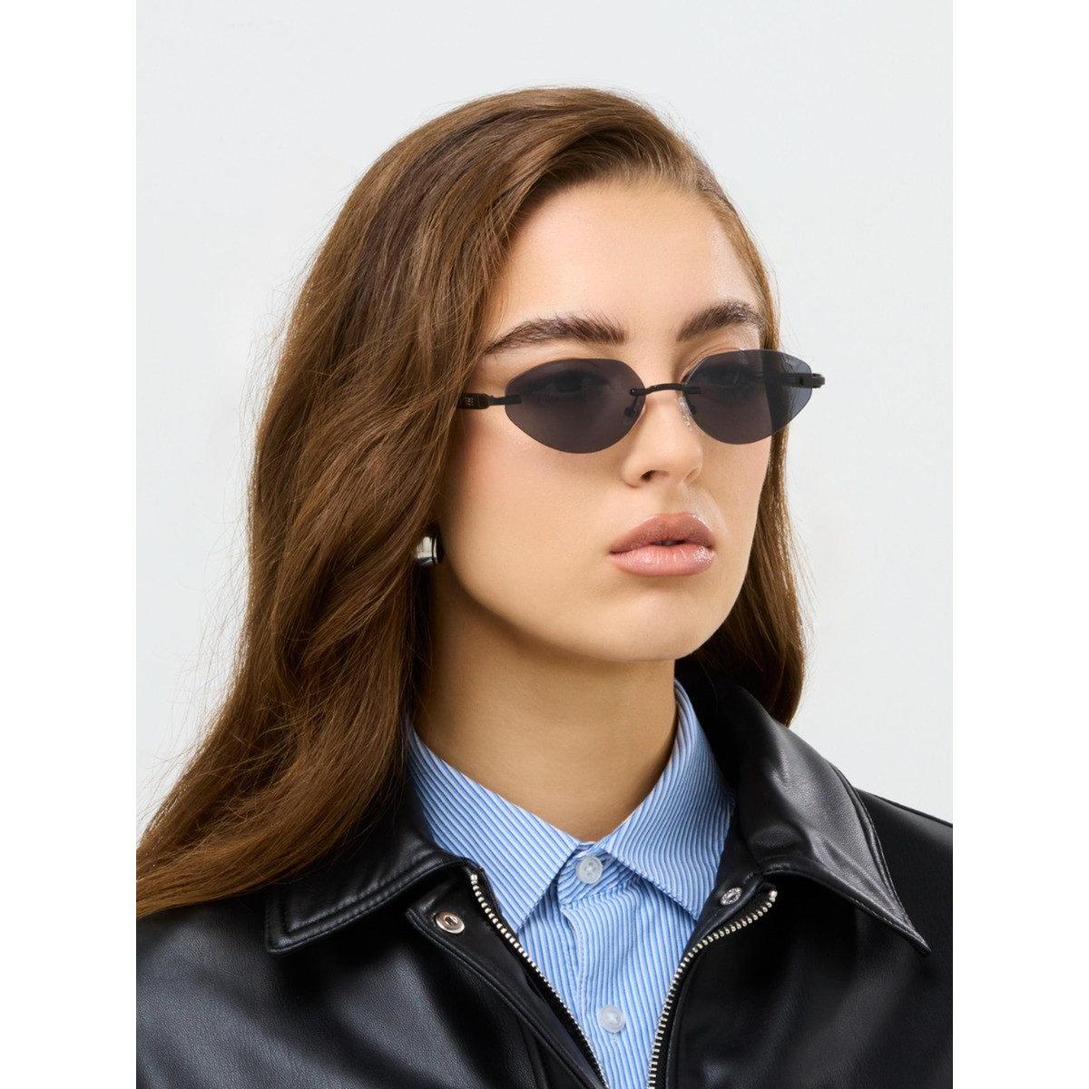 نظارة شمسية بإطار بيضاوي-men-sunglasses-image-7