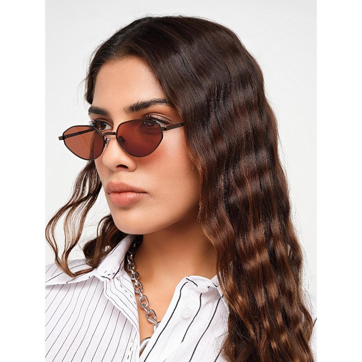 Styli Women Hush-Hush Geometric Sunglasses-women-sunglasses-image-8