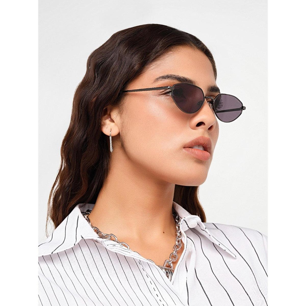Styli Women Hush-Hush Geometric Sunglasses-women-sunglasses-image-7