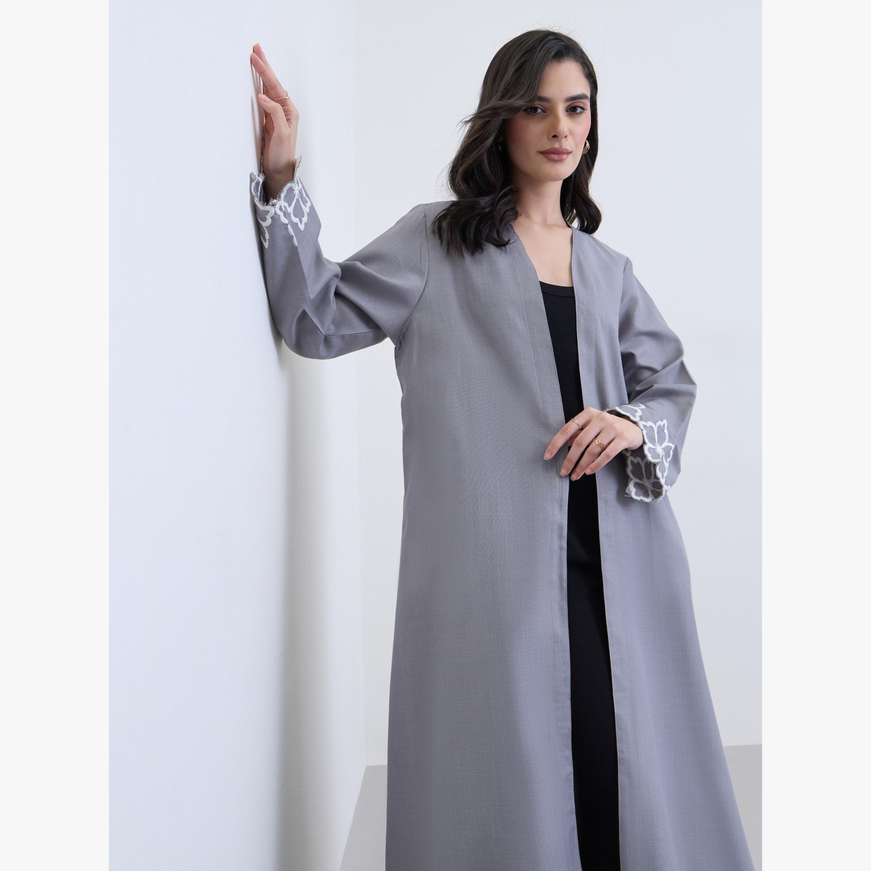 عباية مفتوحة بأكمام مطرزة-women-arabicclothing-abayas-image-2