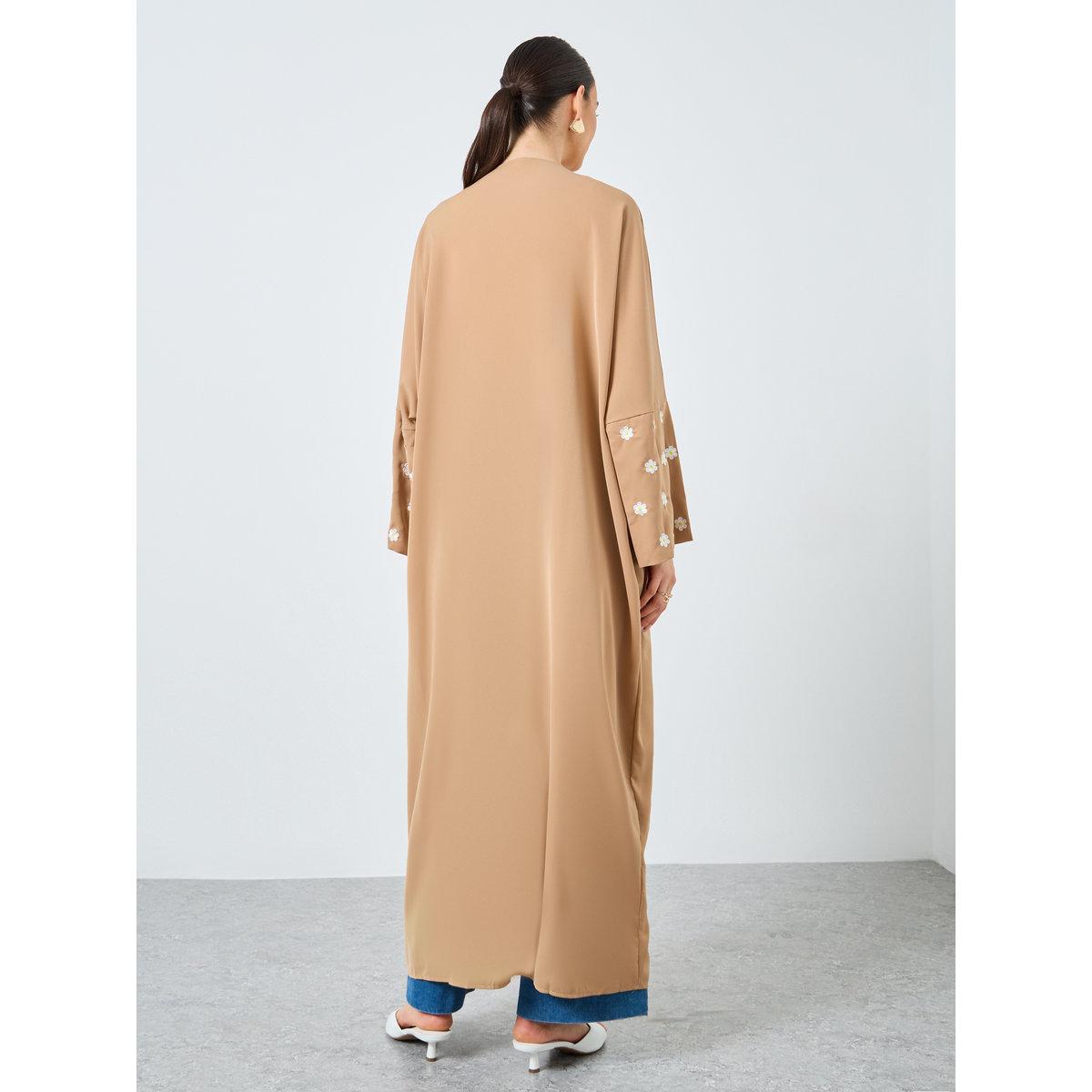 عباية مفتوحة بتفاصيل مُطرزة-women-arabicclothing-abayas-image-5