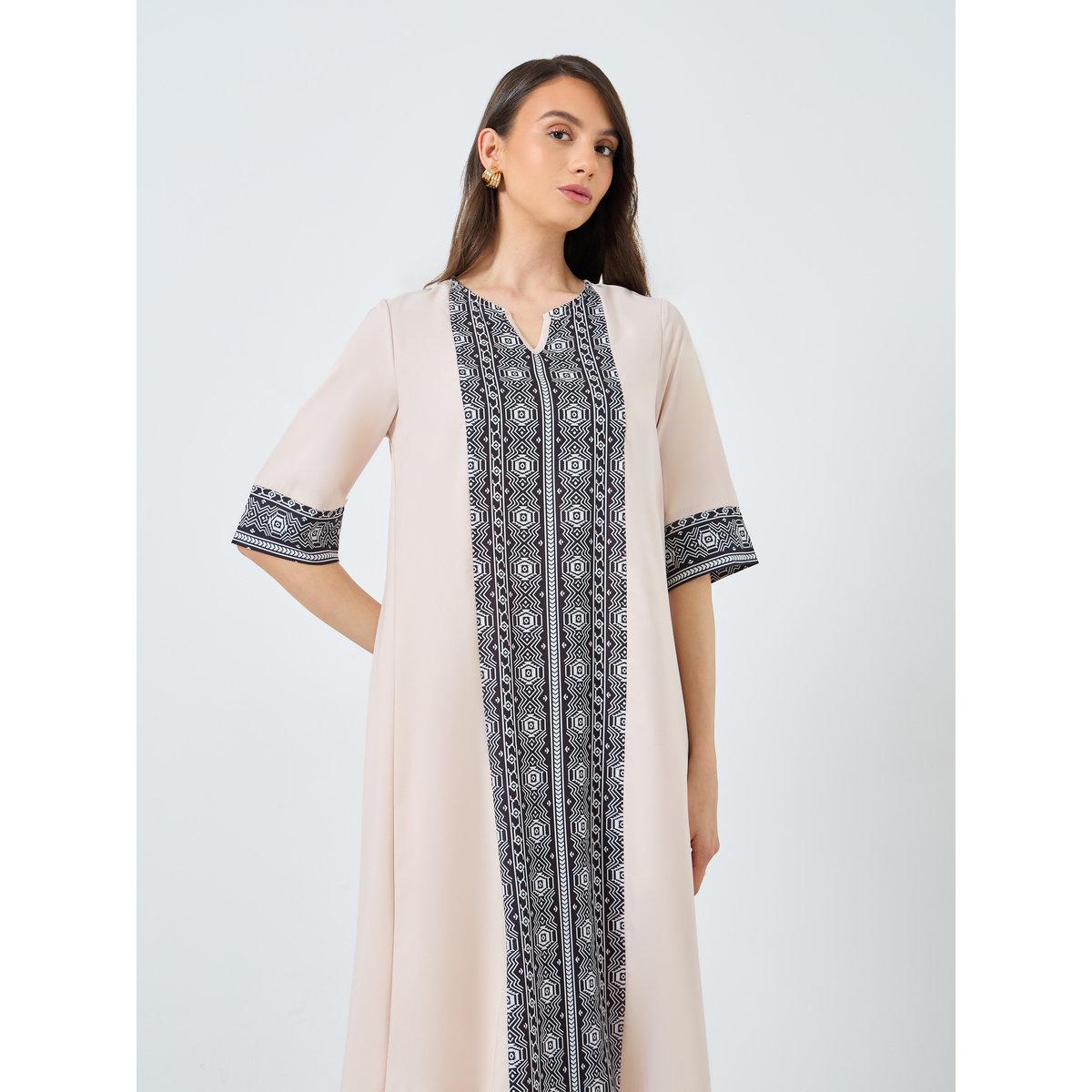 Take Two Contrast Print Maxi Jalabiya with 3/4 Sleeve-women-arabicclothing-jalabiyas-image-3