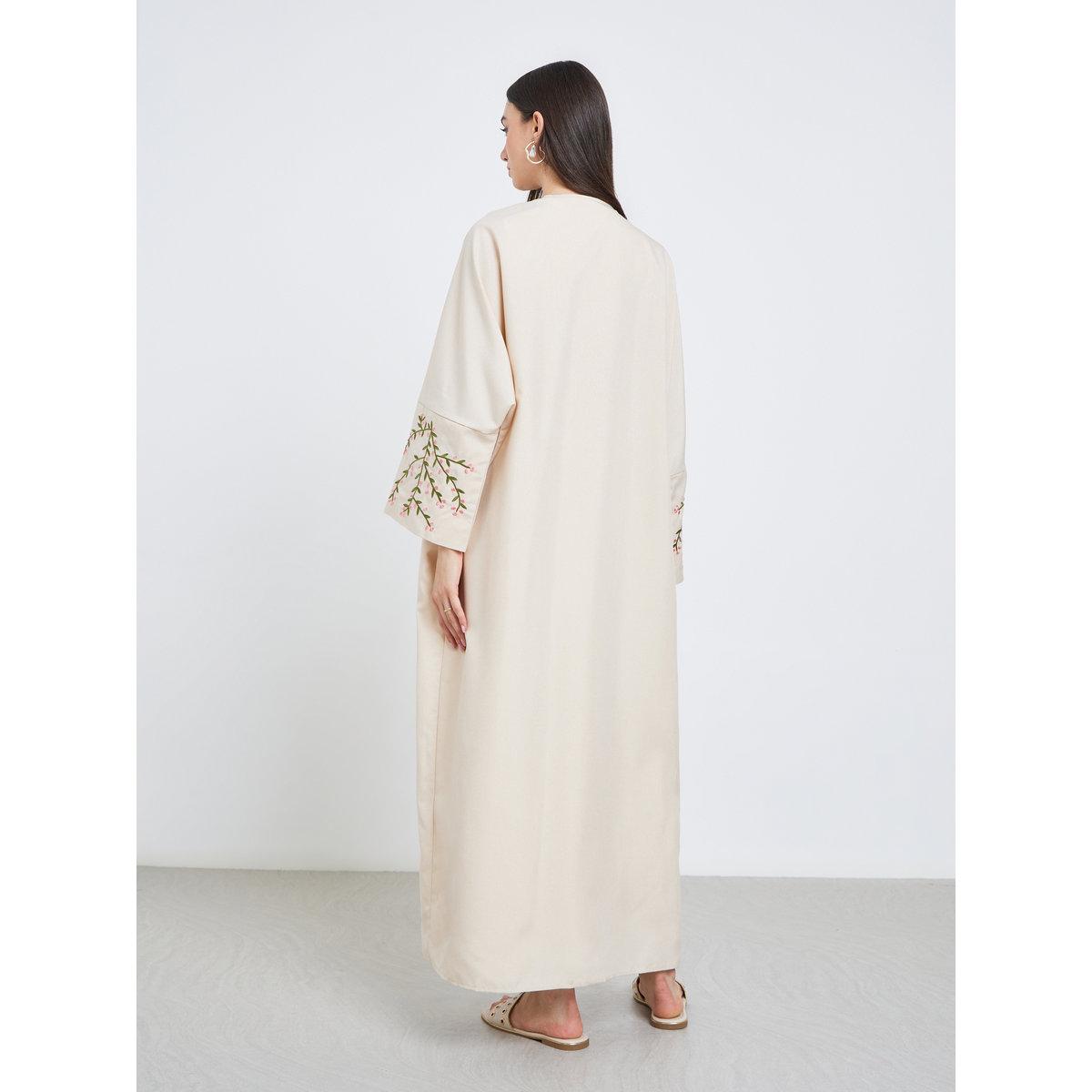 عباية مفتوحة بتفاصيل مُطرزة-women-arabicclothing-abayas-image-5