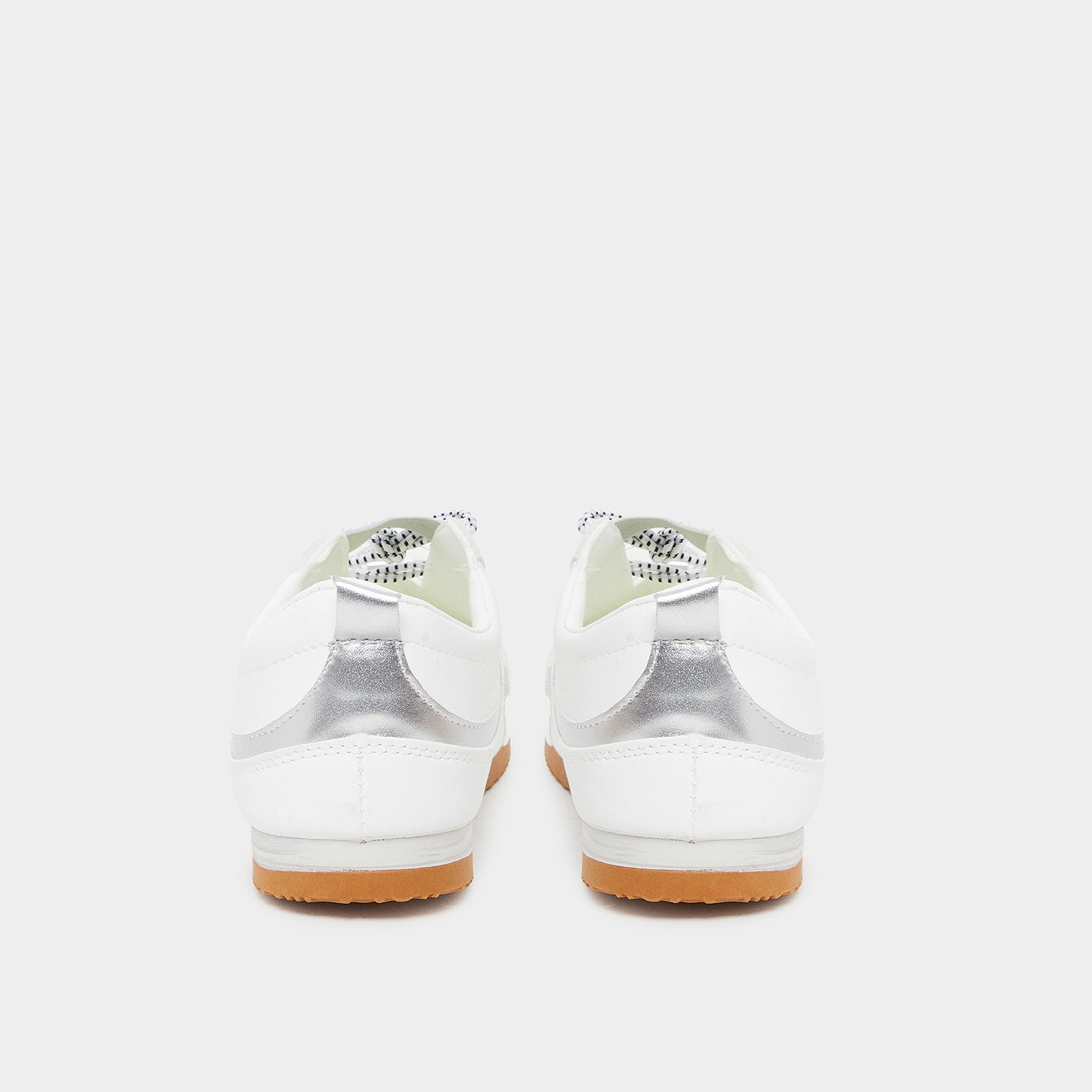 ستايلي - حذاء رياضي أبيض من الجلد برباط-women-shoes-sneakers-image-5
