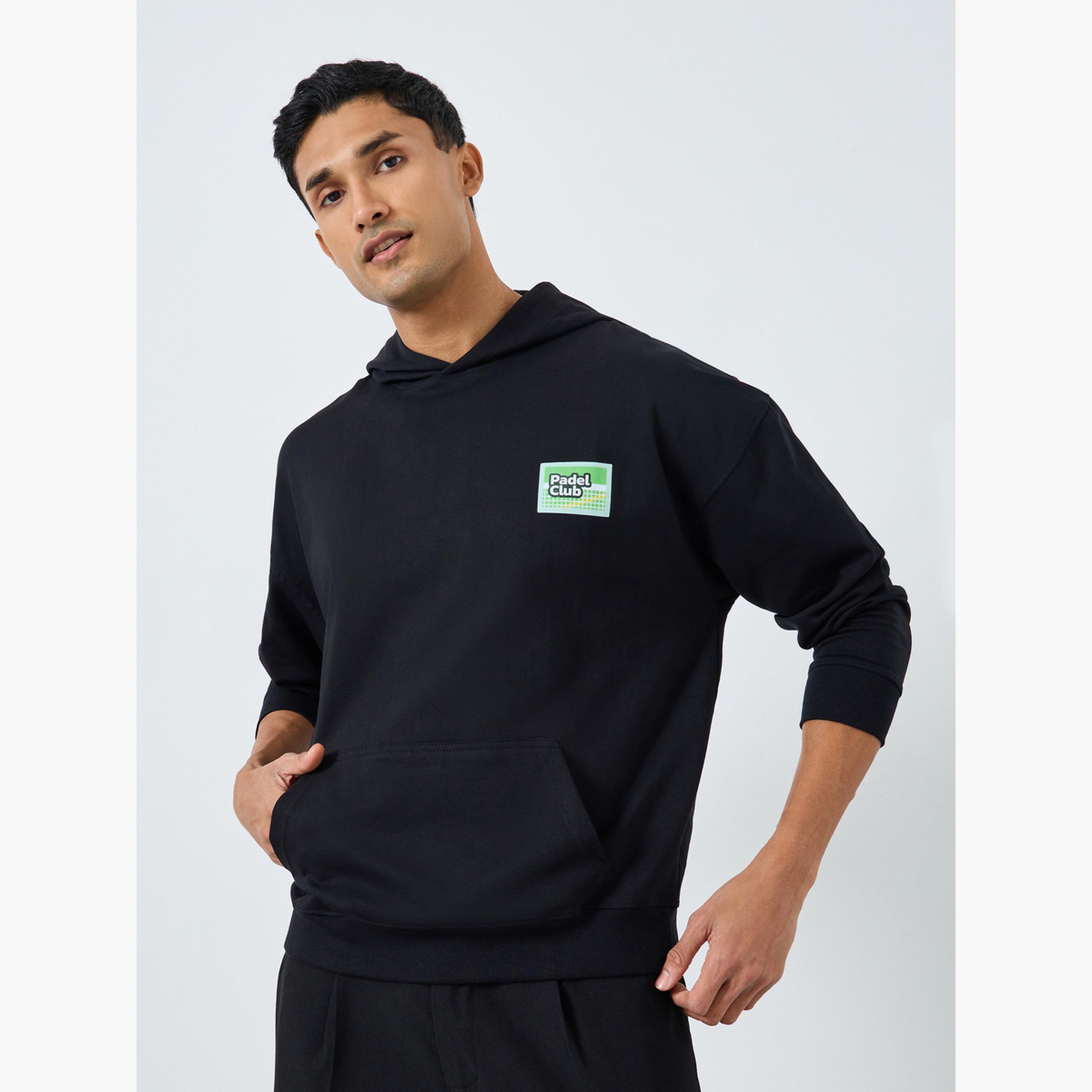 هودي مطبع بطبعة جرافيك-men-winterwear-hoodiesandsweatshirts-image-1