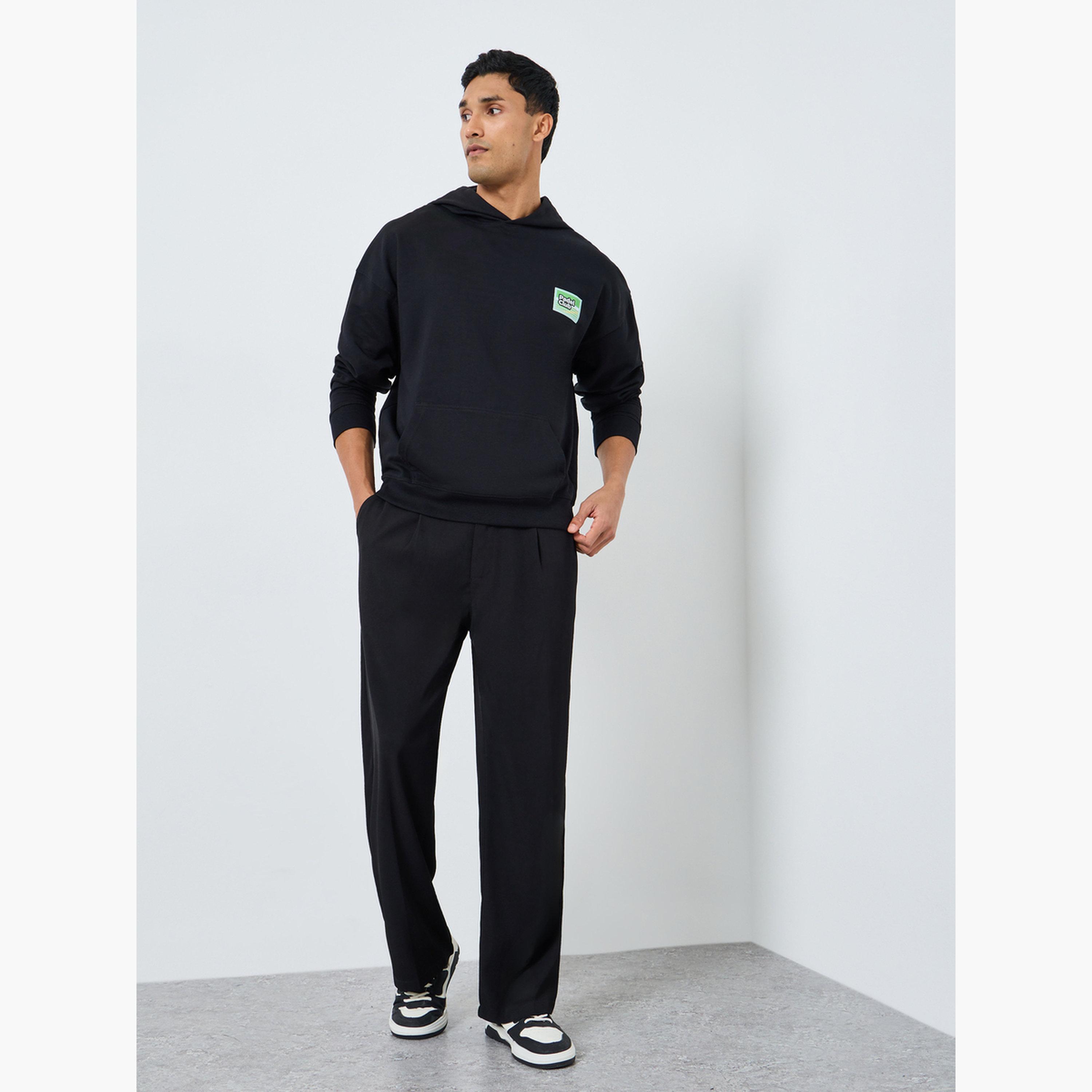 هودي مطبع بطبعة جرافيك-men-winterwear-hoodiesandsweatshirts-image-2