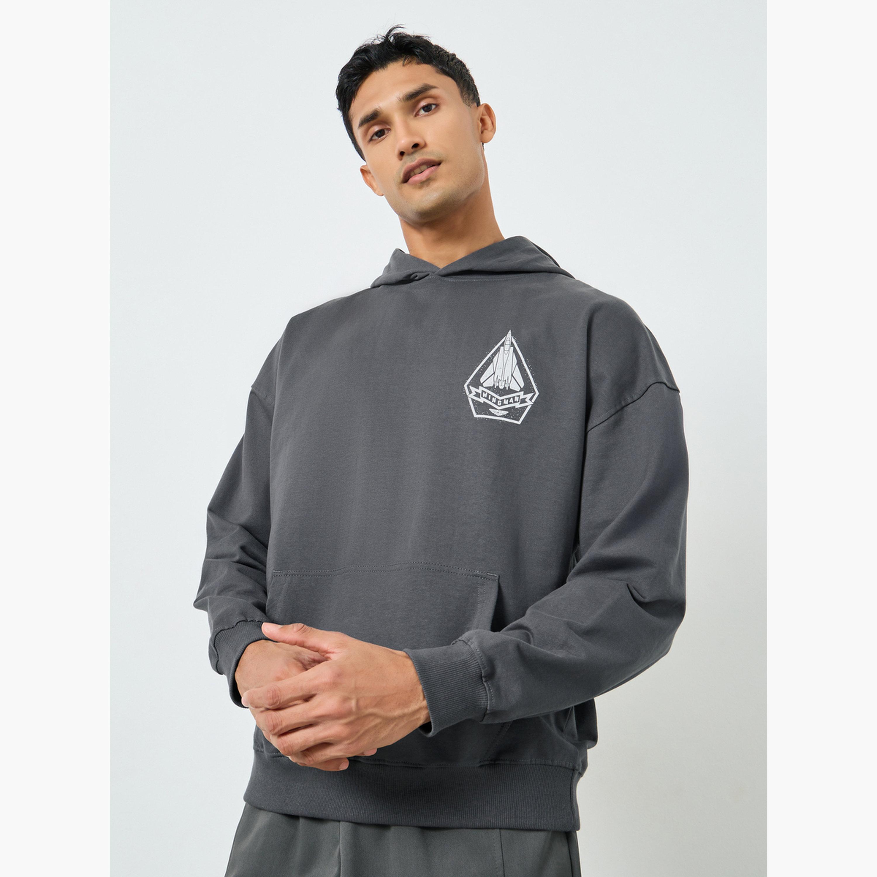 هودي جرافيك بقصة واسعة-men-winterwear-hoodiesandsweatshirts-image-1