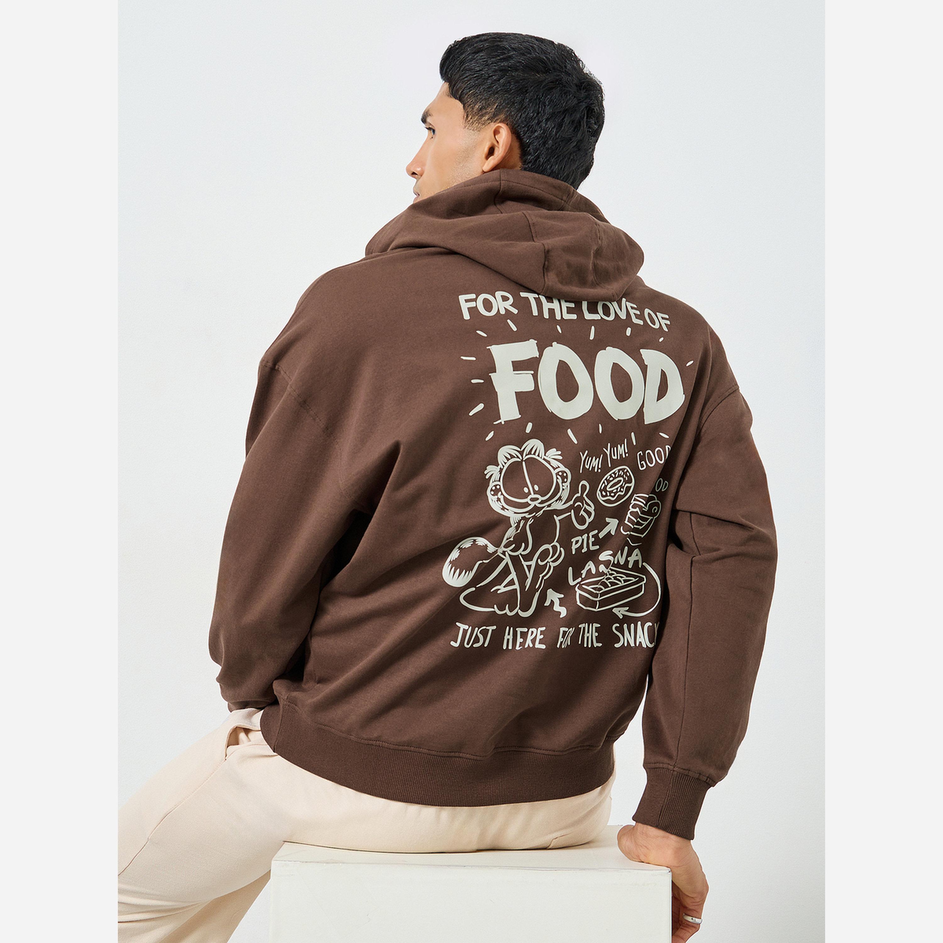 ستايلي - هودي رجالي لون بني طبعة رسمة غارفيلد وطعام-men-winterwear-hoodiesandsweatshirts-image-4