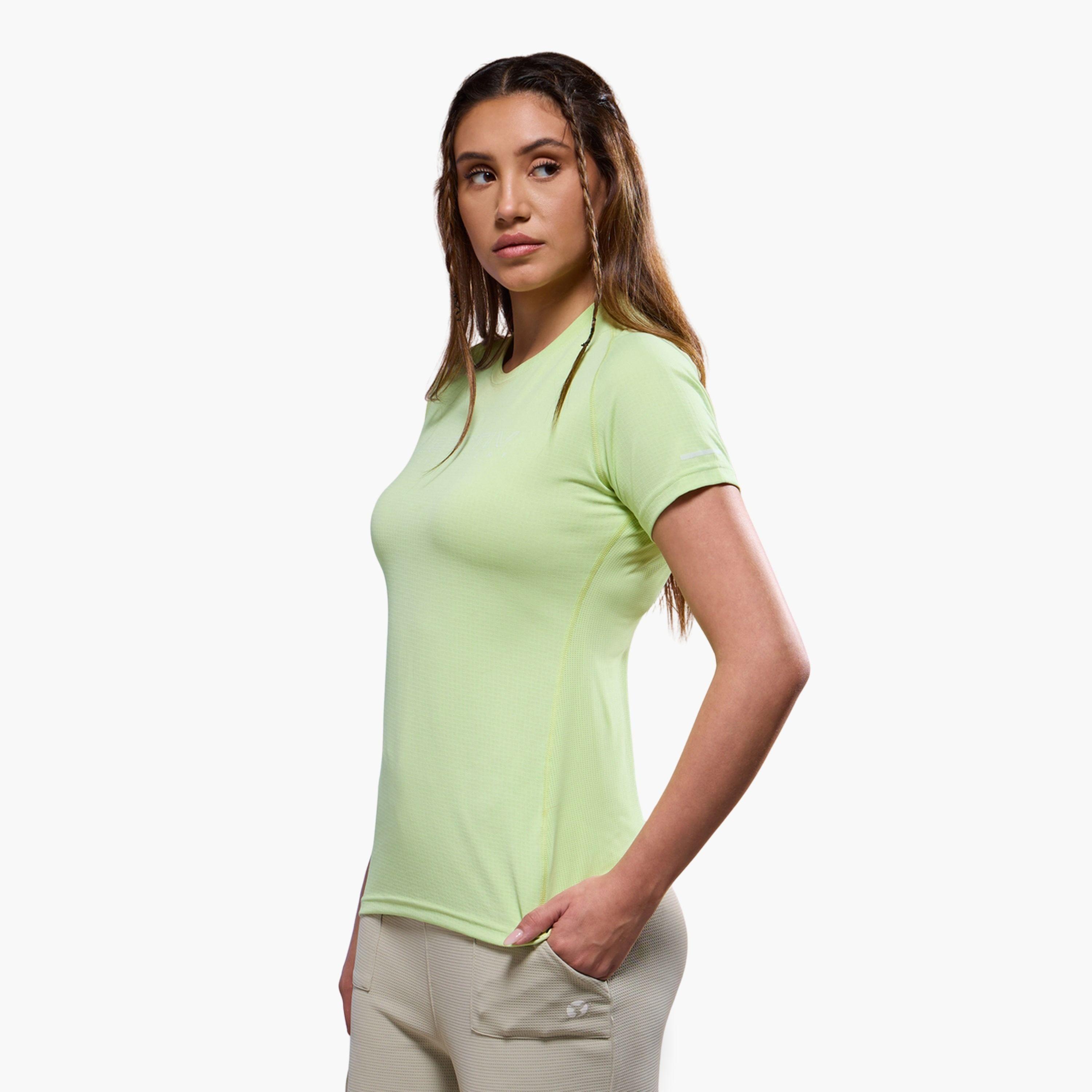 تيشيرت بطبعة كلمات قصة ضيقة-women-clothing-tshirts-image-3