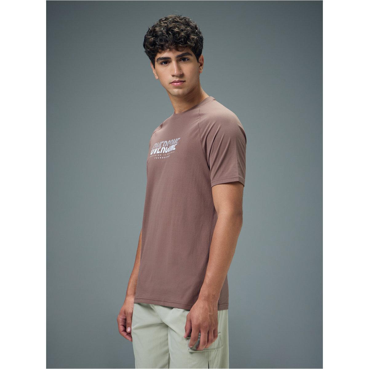 تيشيرت بقصة سليم فيت وطبعة كتابة-men-clothing-tshirtsandpolos-tshirts-image-2