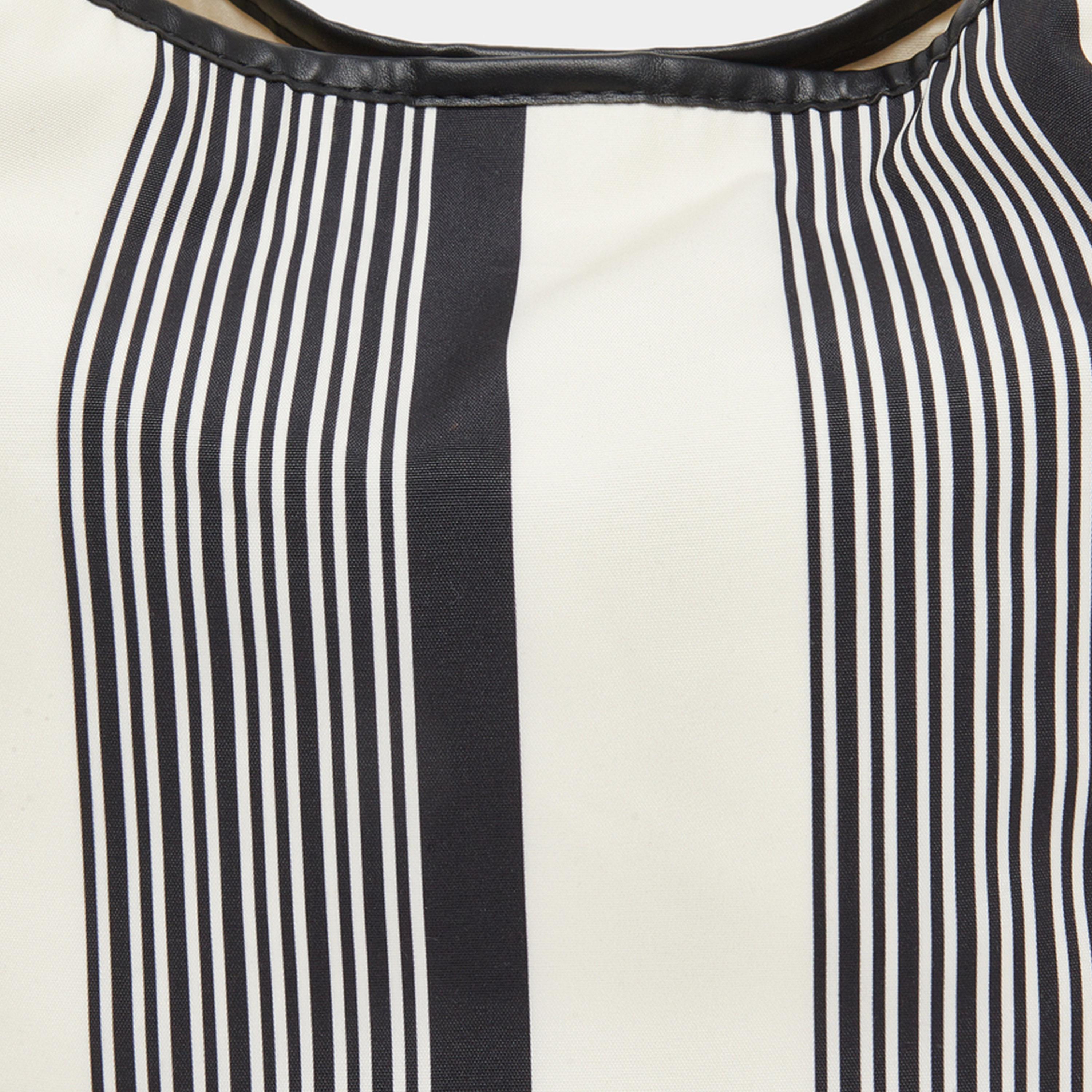 ستايلي - شنطة توت مخططة بمقابض جلدية للنساء-women-bagsandwallets-handbags-image-4
