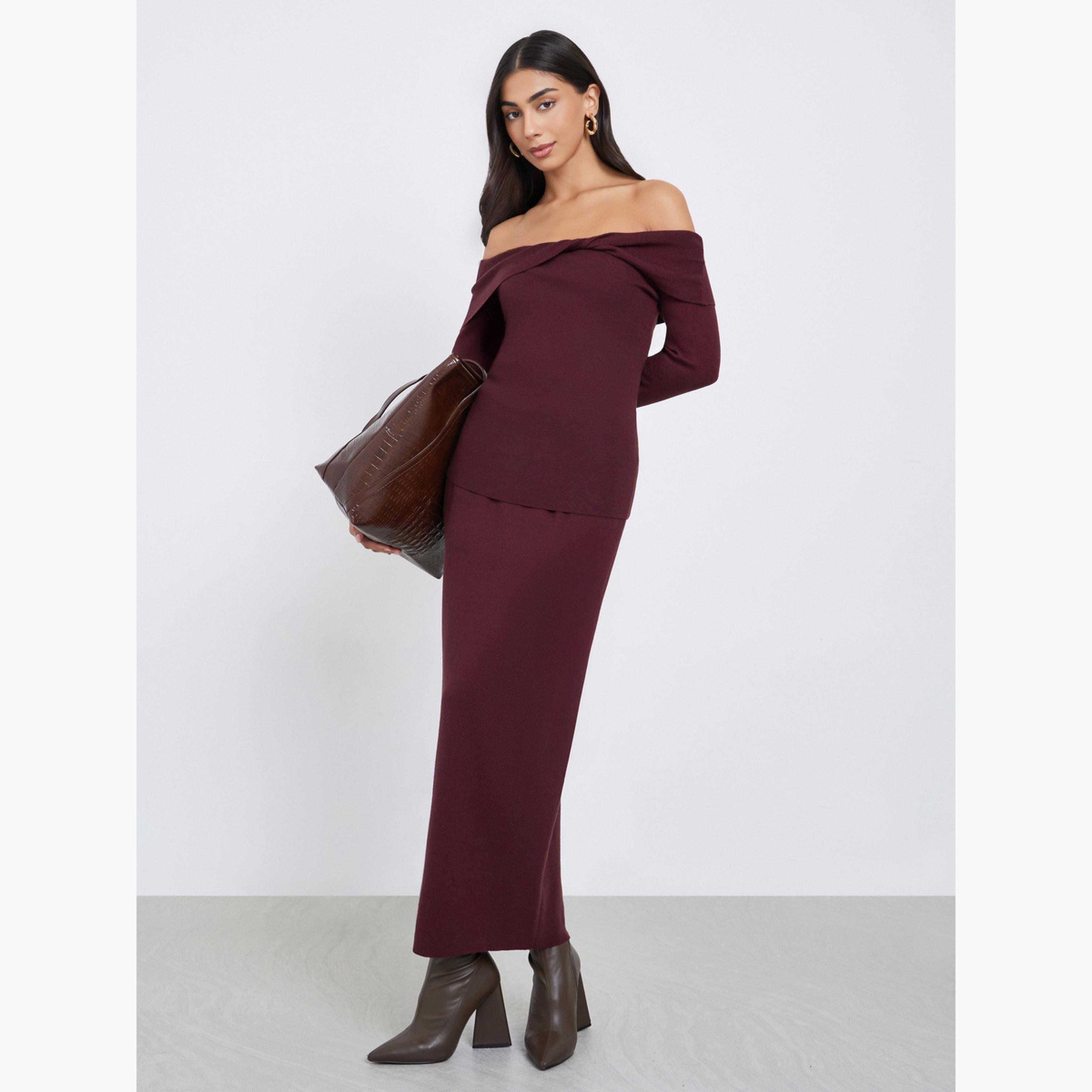 ستايلي - تنورة ماكسي سادة من الصوف على شكل حرف A بلون برغندي-women-clothing-bottoms-skirts-image-2