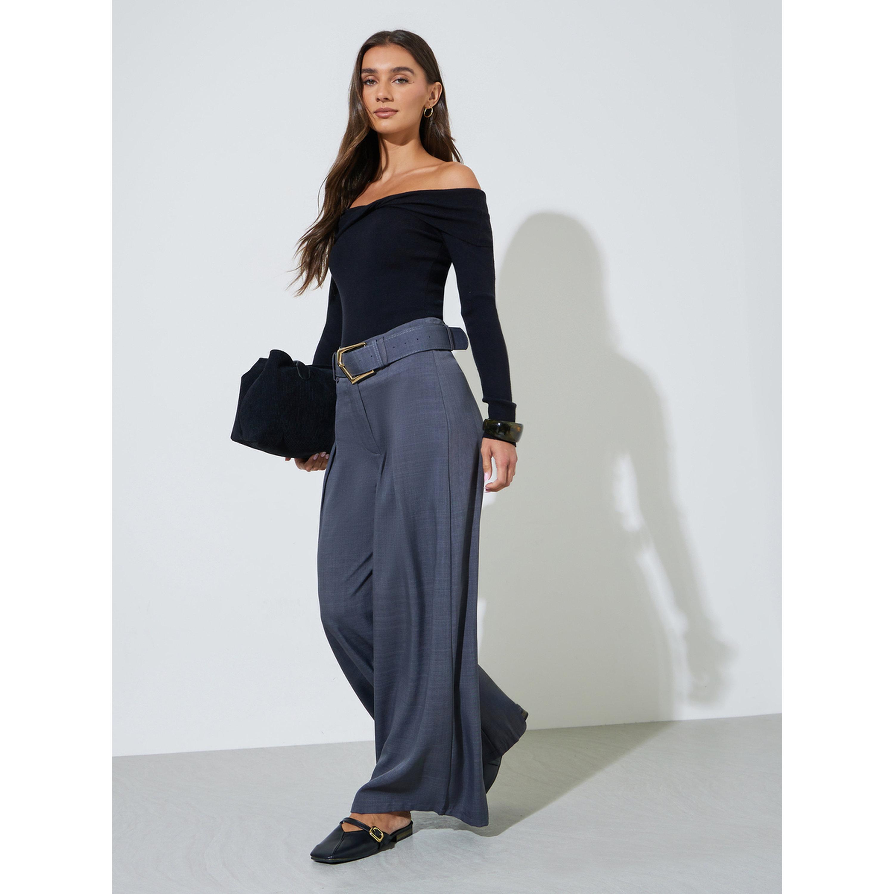 Styli Black Plain Off Shoulder Knit Top with Twist Detail-women-clothing-shirtsandblouses-blouses-image-2
