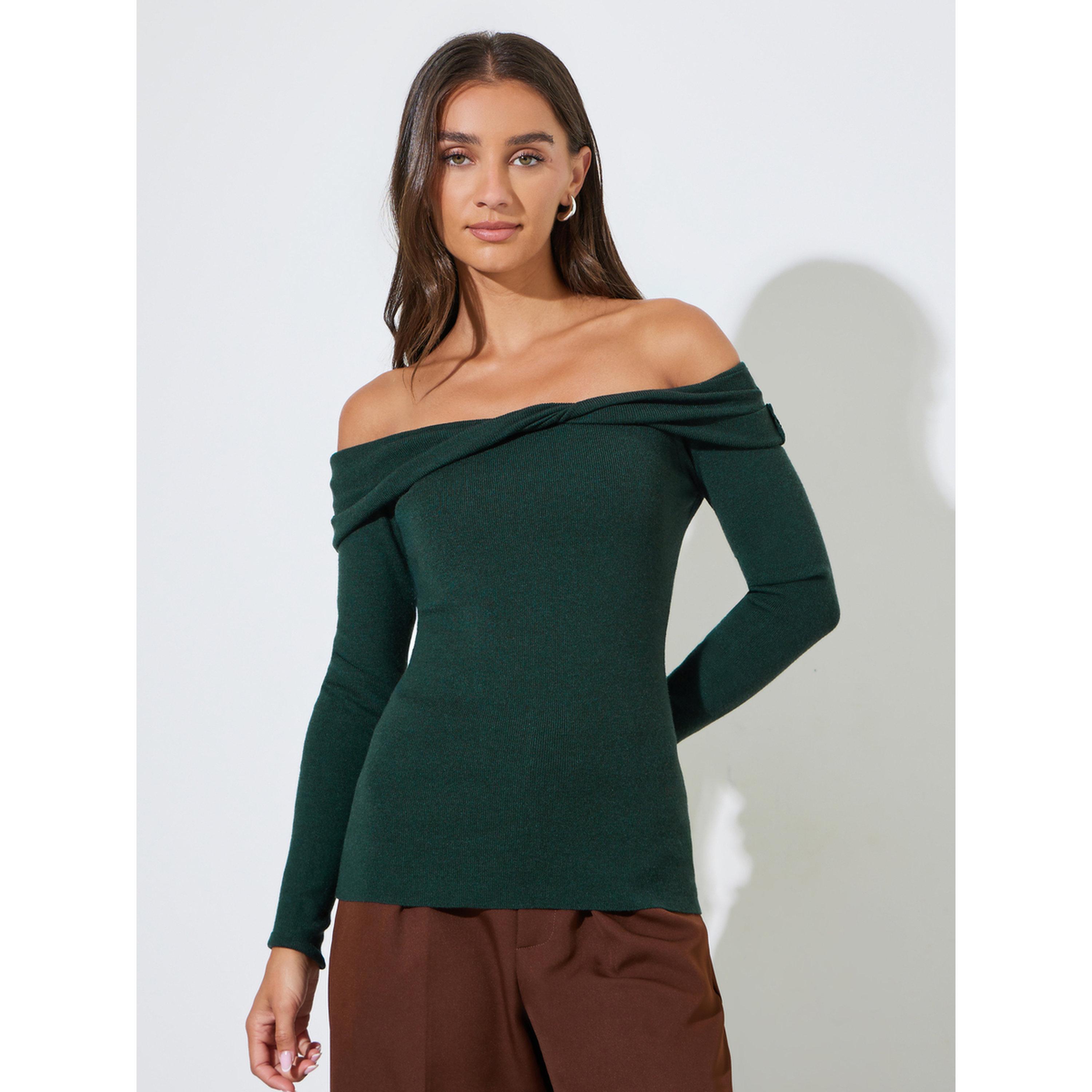 ستايلي - بلوزة  خضراء داكنة مكشوفة الكتفين بأكمام طويلة مضلعة-women-clothing-shirtsandblouses-blouses-image-1