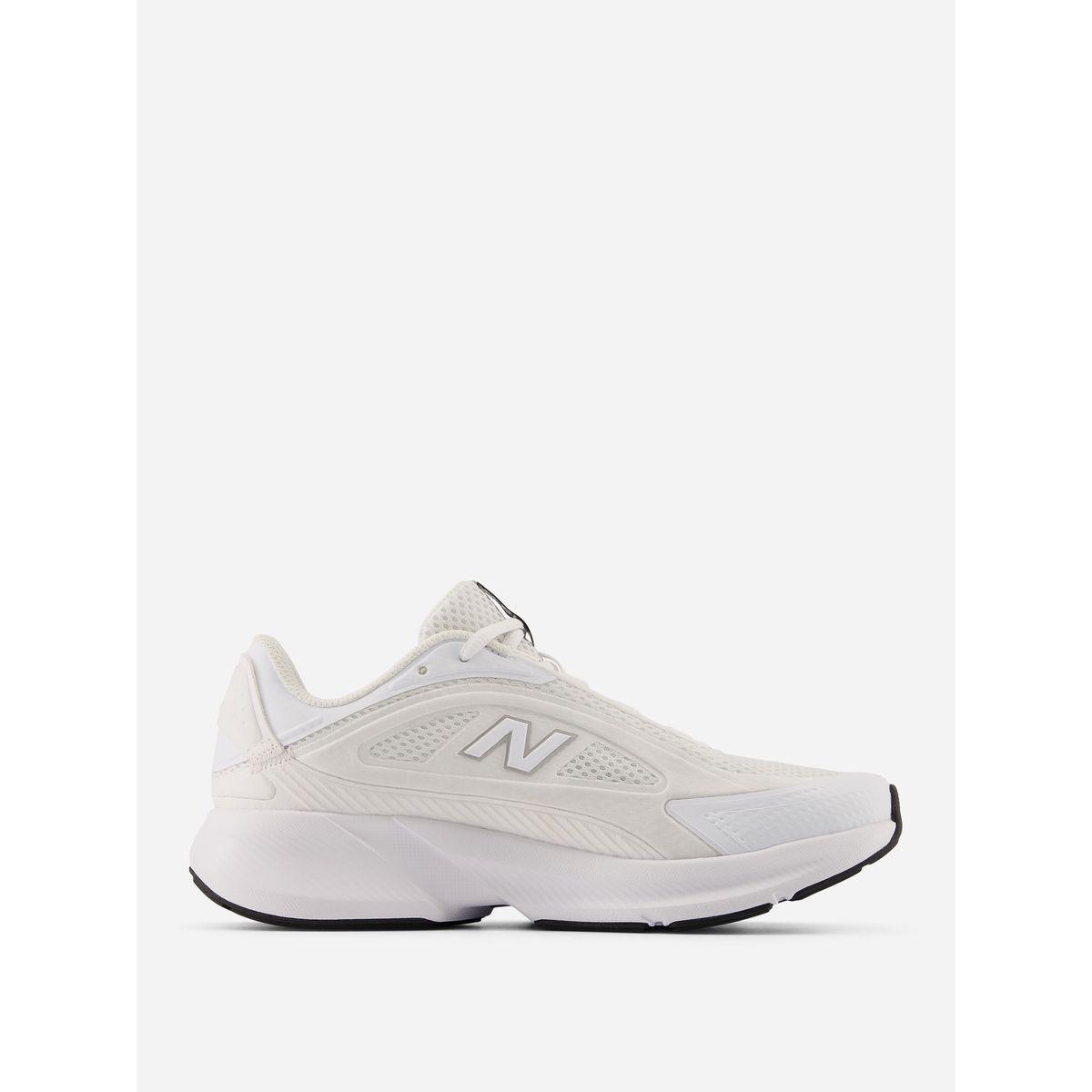 New Balance Catalyst V1 Shoes-women-shoes-sports-image-2