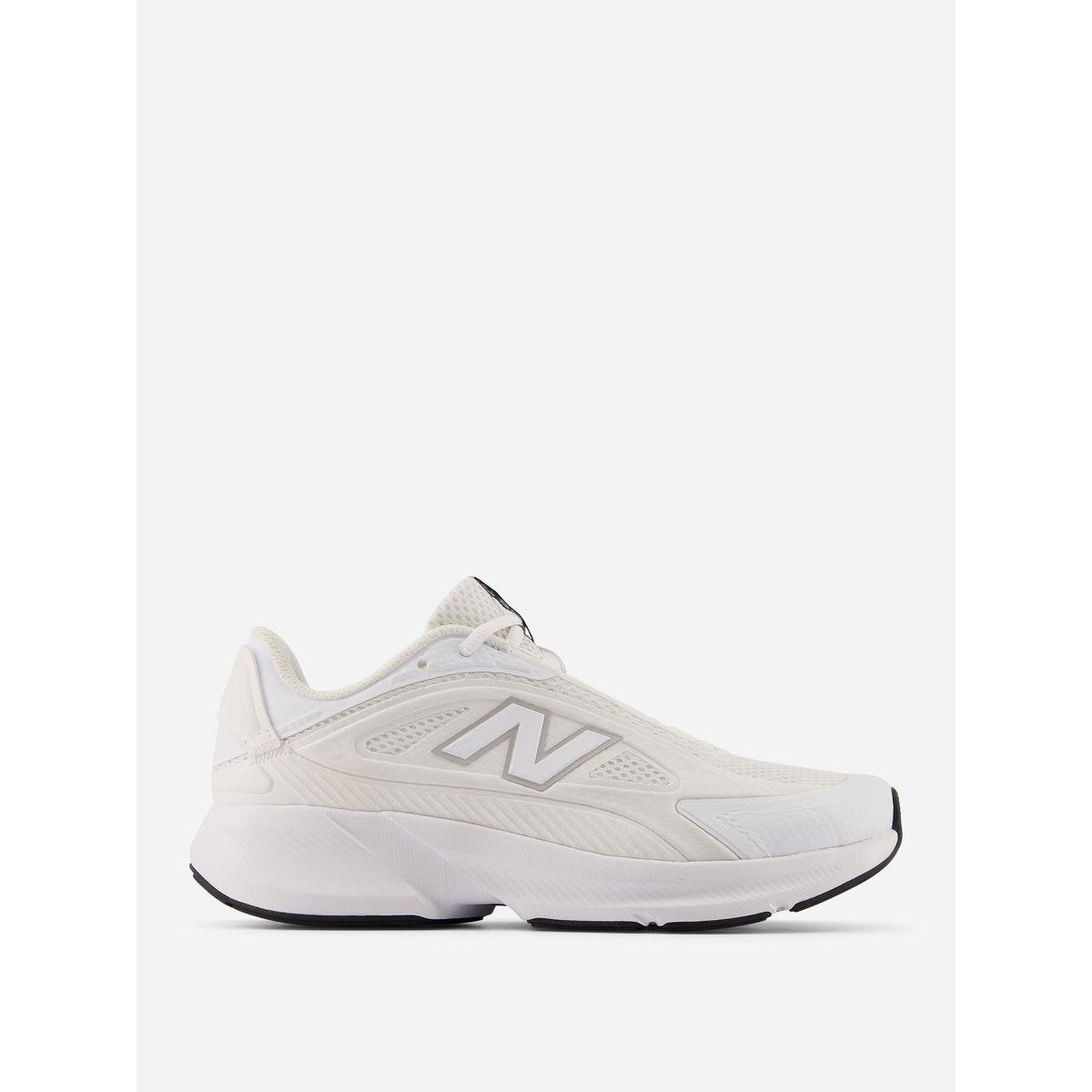 New Balance Catalyst V1 Shoes-women-shoes-sports-image-4