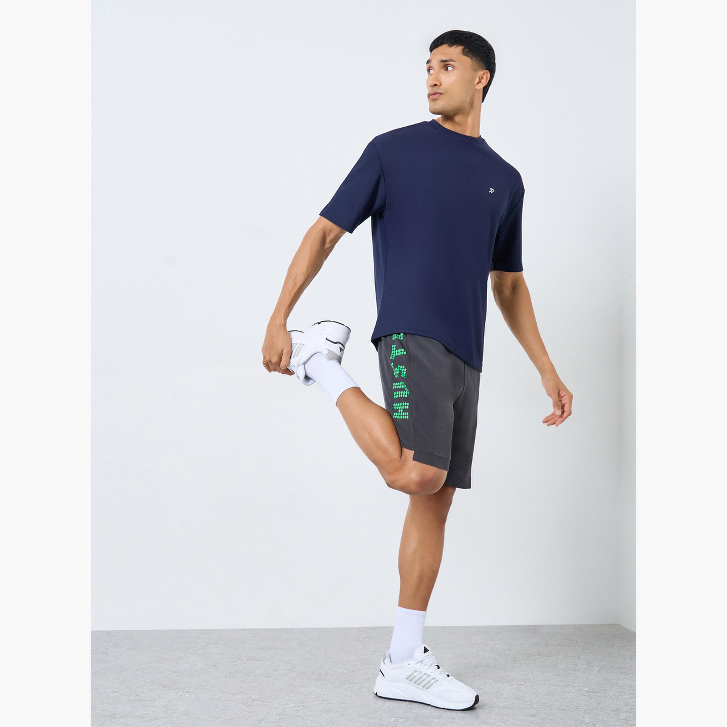 Styli Workout Shorts with Print Detail-men-clothing-sportswearandactivewear-bottoms-shorts-image-2
