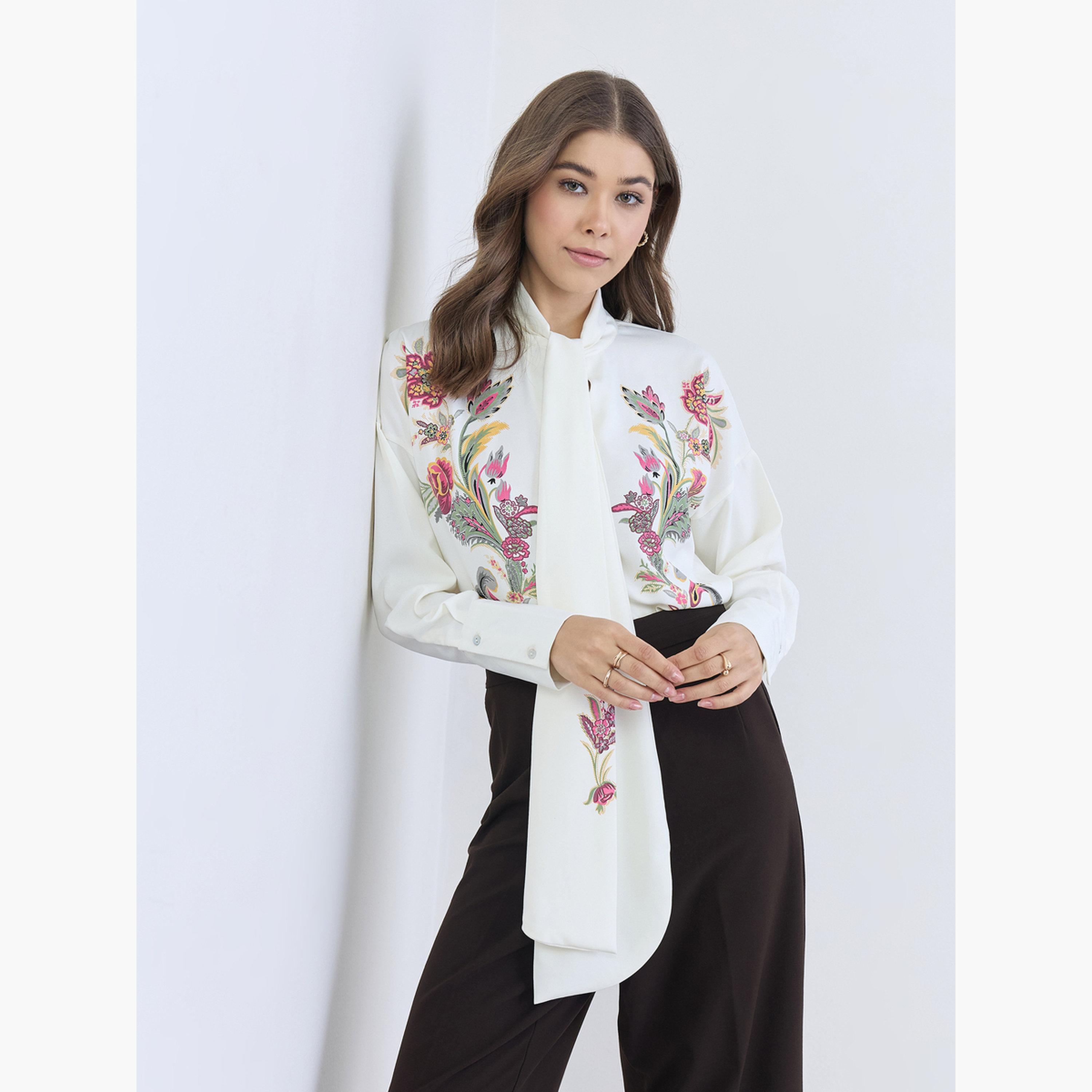 بلوزة بقصة واسعة برباط عنق وطبعة زهور-women-clothing-shirtsandblouses-blouses-image-3