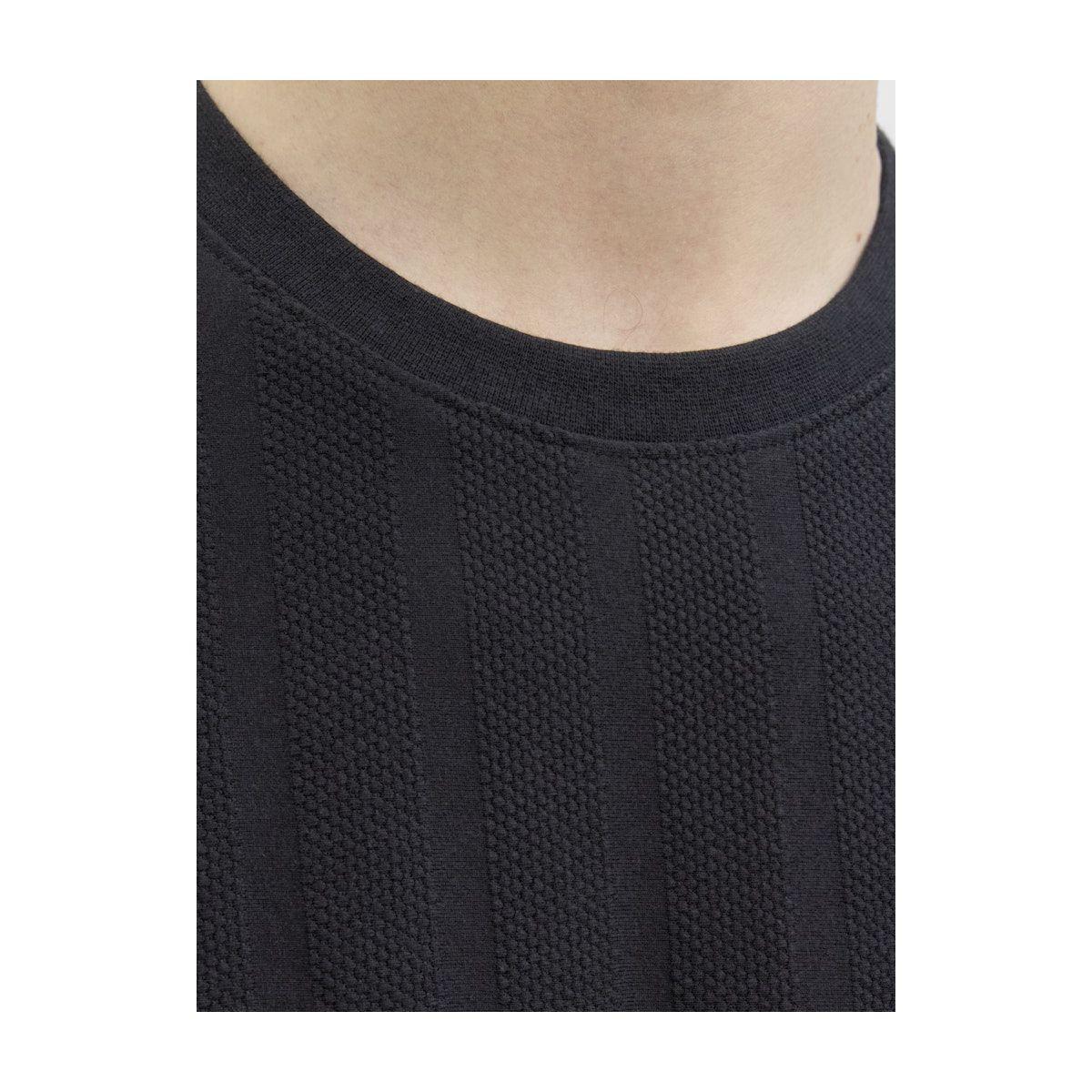 تيشيرت بأكمام قصيرة وياقة دائرية-men-clothing-tshirtsandpolos-tshirts-image-6