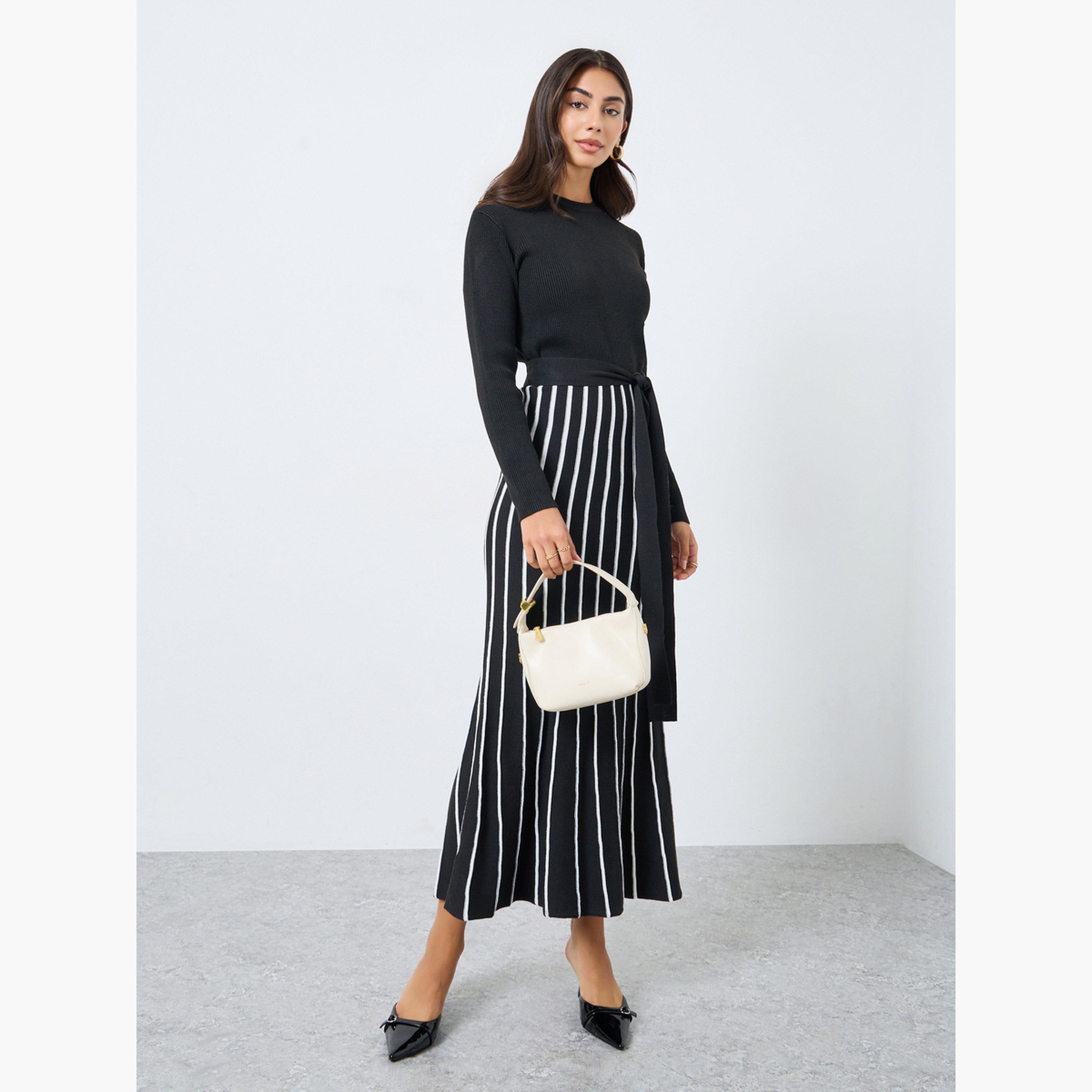 ستايلي - فستان ماكسي مخطط بأكمام طويلة وتصميم A-women-clothing-dresses-image-2
