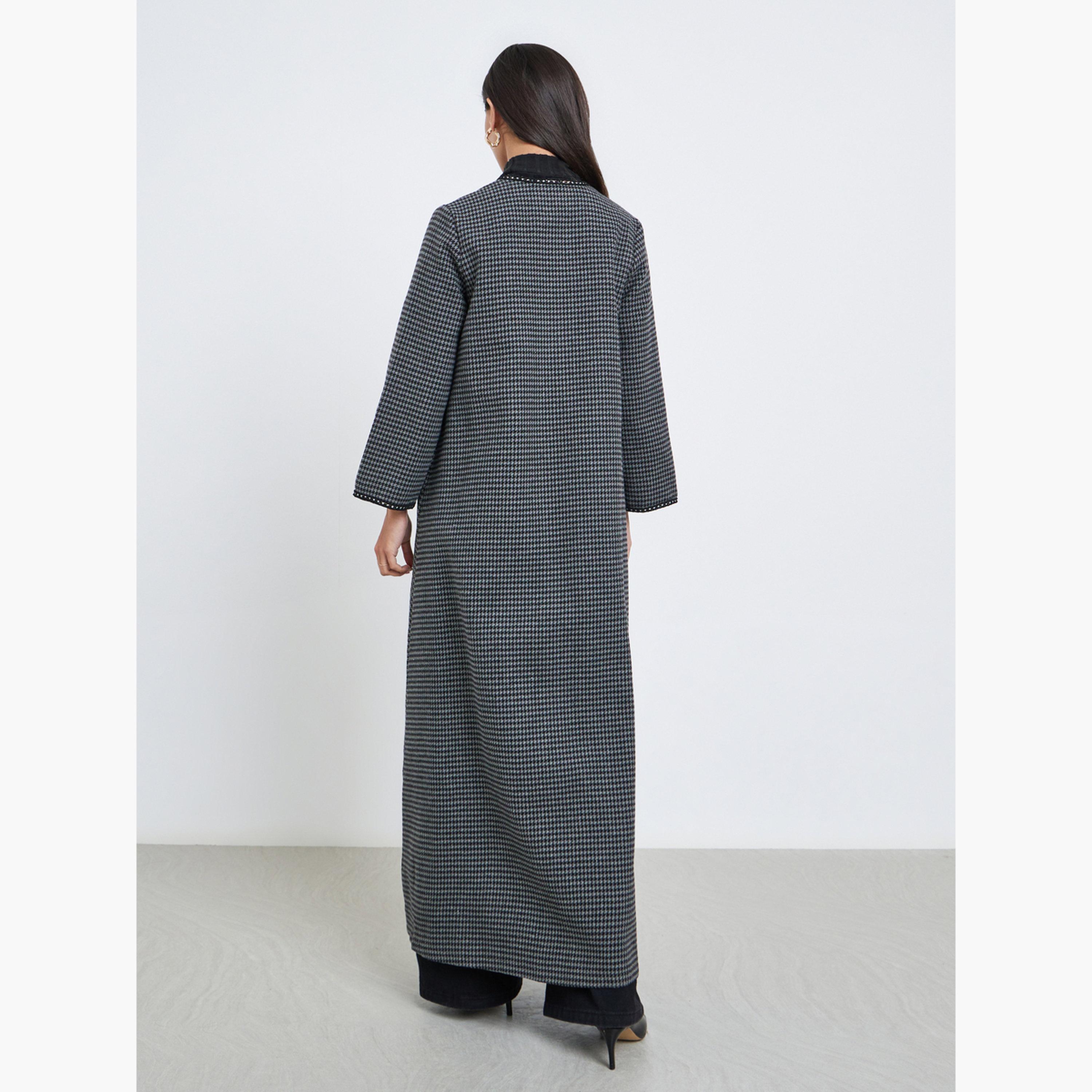 ستايلي - عباية مفتوحة من الأمام بنقشة مربعات صغيرة لون فحمي-women-arabicclothing-abayas-image-3