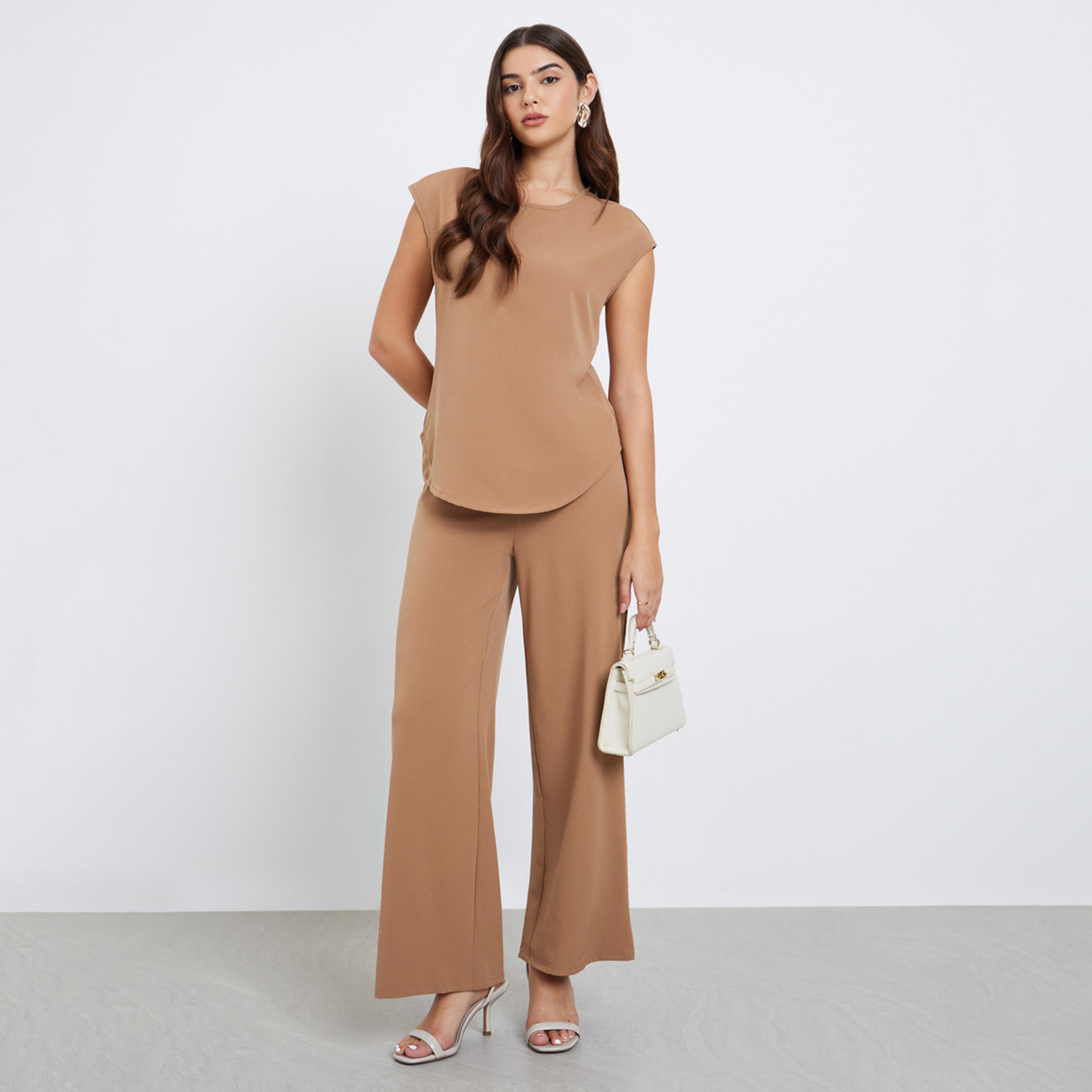 ستايلي - طقم محتشم من بلوزة وبنطال بأكمام قصيرة لون بني-women-arabicclothing-sets-image-1