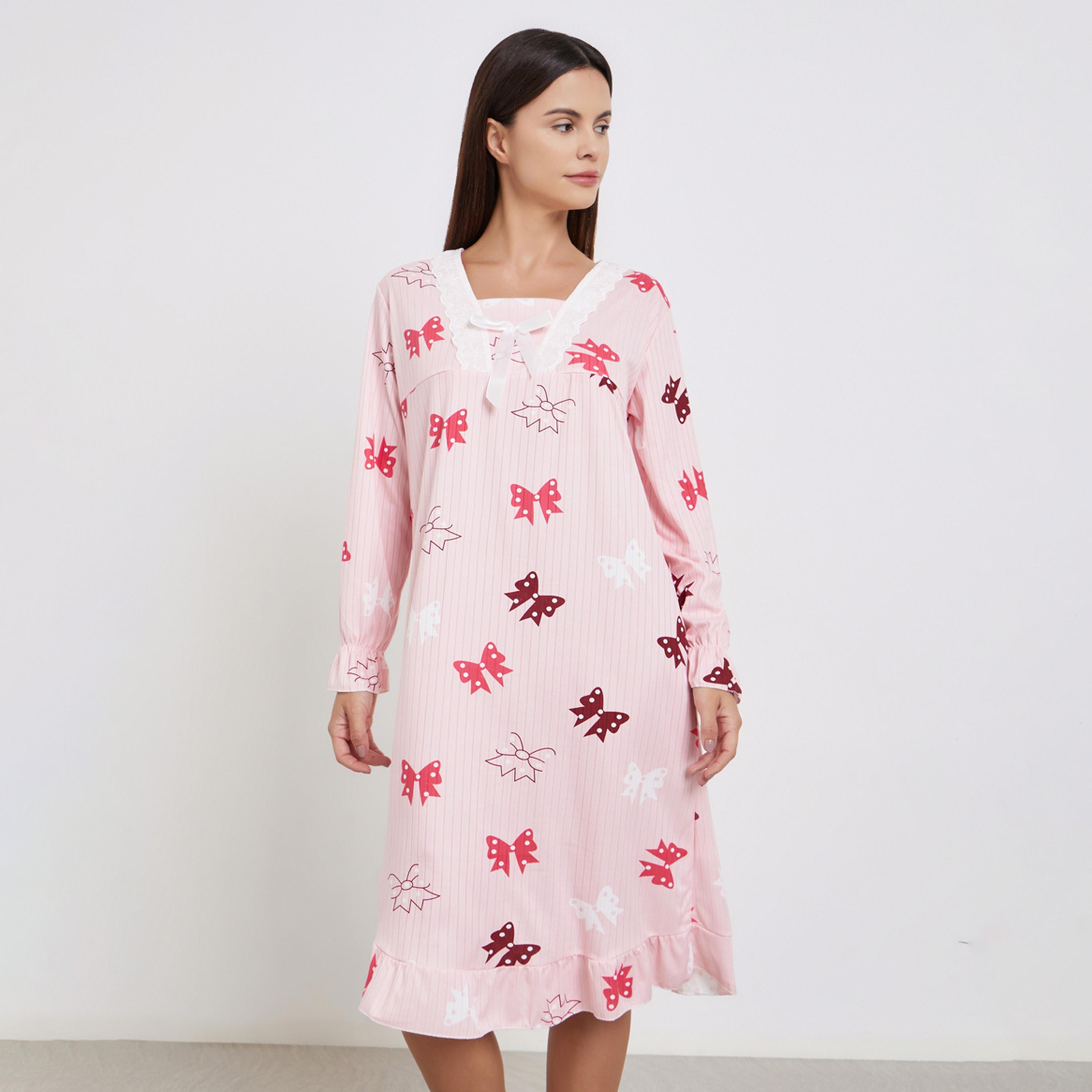 تيك تو - قميص نوم بأكمام طويلة وطبعة فيونكة وردية-women-clothing-nightwear-nighties-image-1