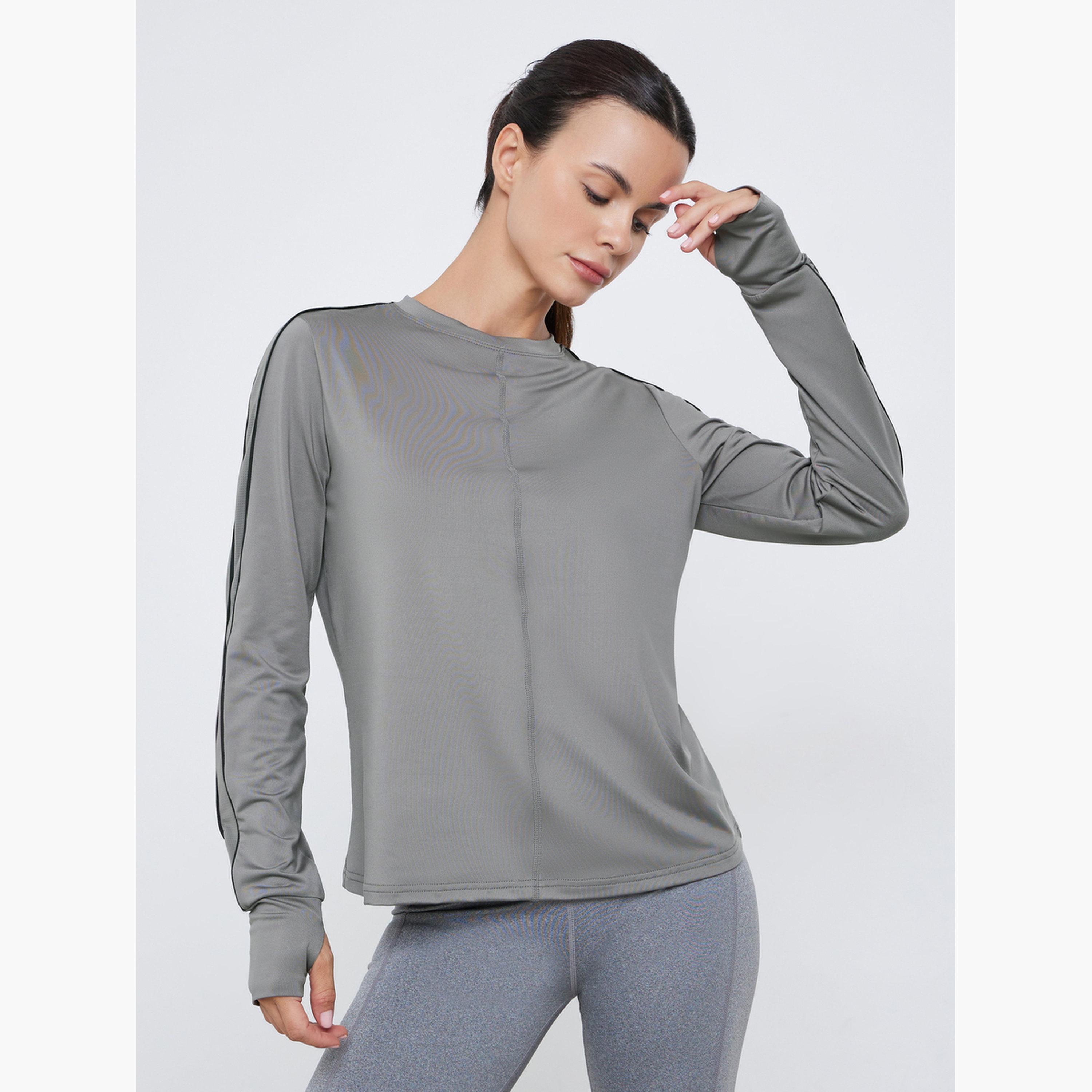 ستايلي - بلوزة بأكمام طويلة ومزينة بخطوط مزدوجة للنساء-women-clothing-sportswearandactivewear-tshirtsandvests-image-1