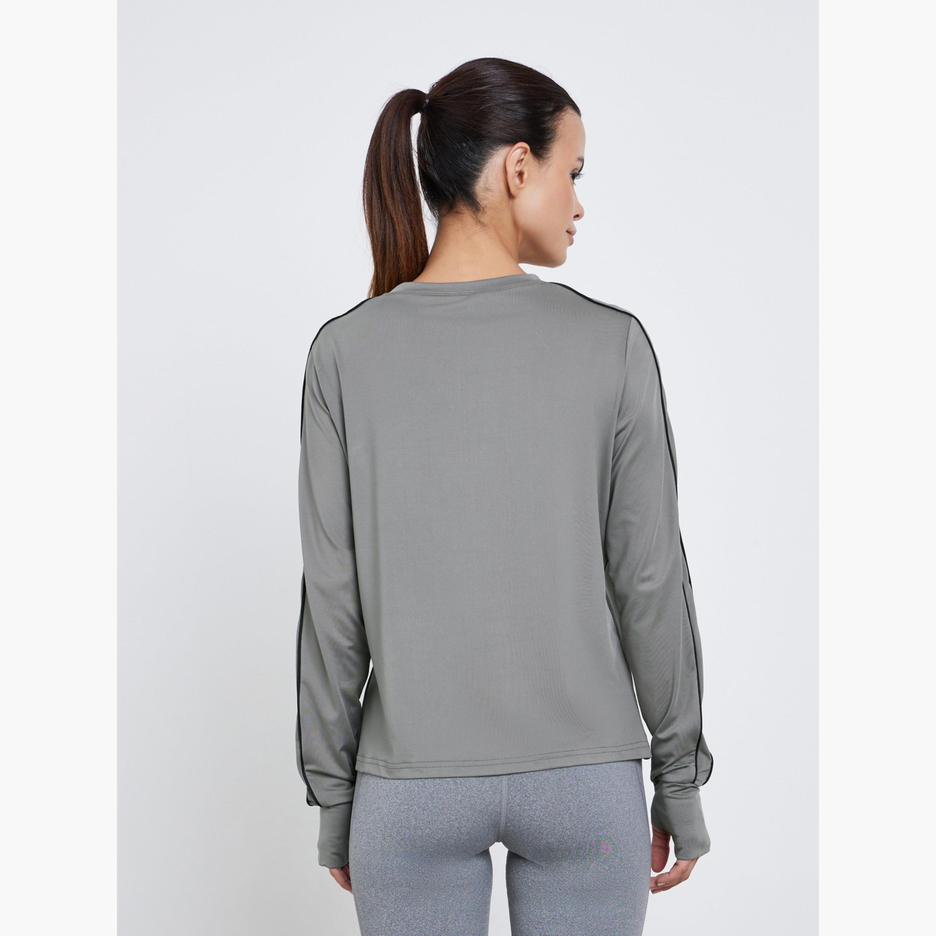 ستايلي - بلوزة بأكمام طويلة ومزينة بخطوط مزدوجة للنساء-women-clothing-sportswearandactivewear-tshirtsandvests-image-4