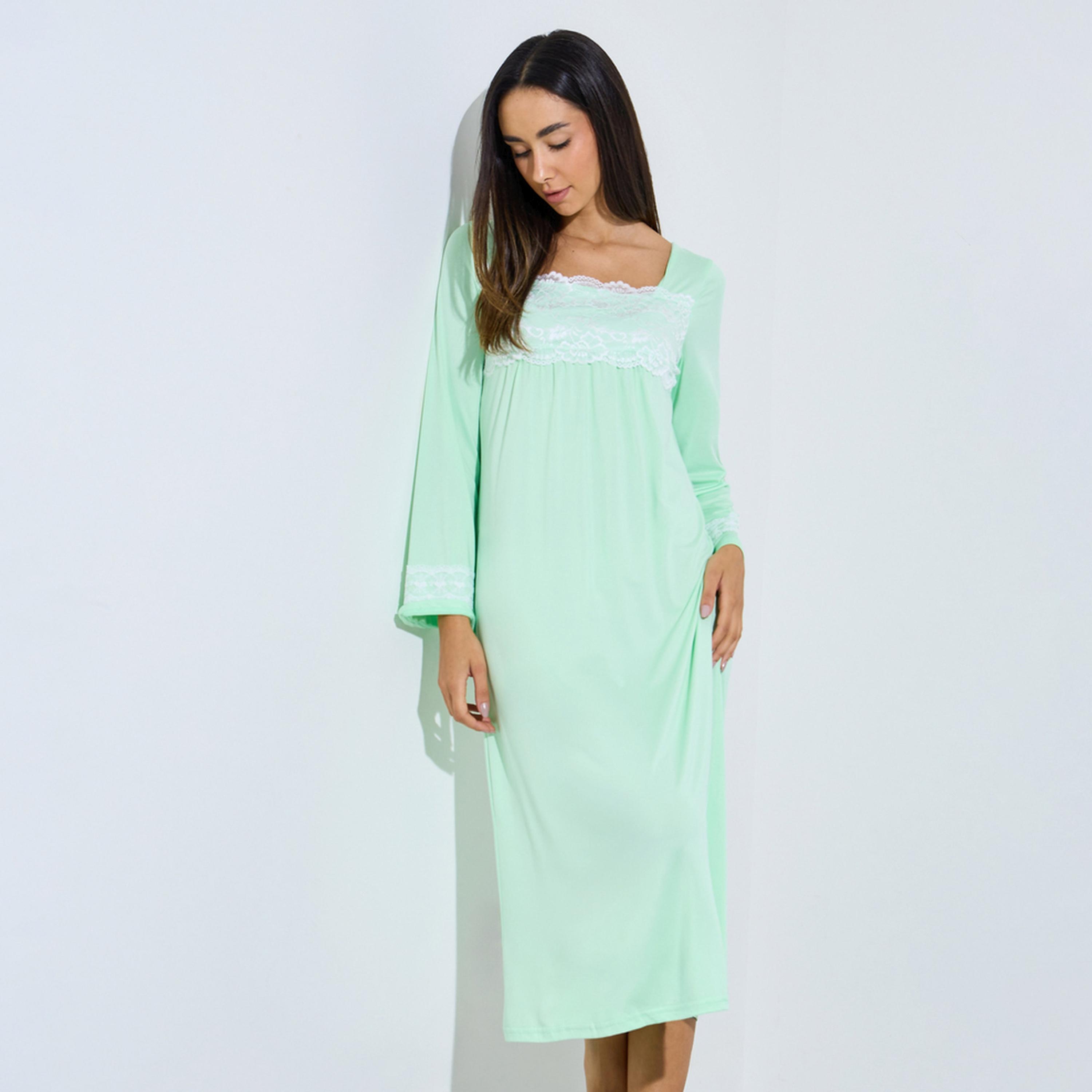 ستايلي - فستان نوم أخضر بأكمام طويلة مزين بالدانتيل-women-clothing-nightwear-nighties-image-1