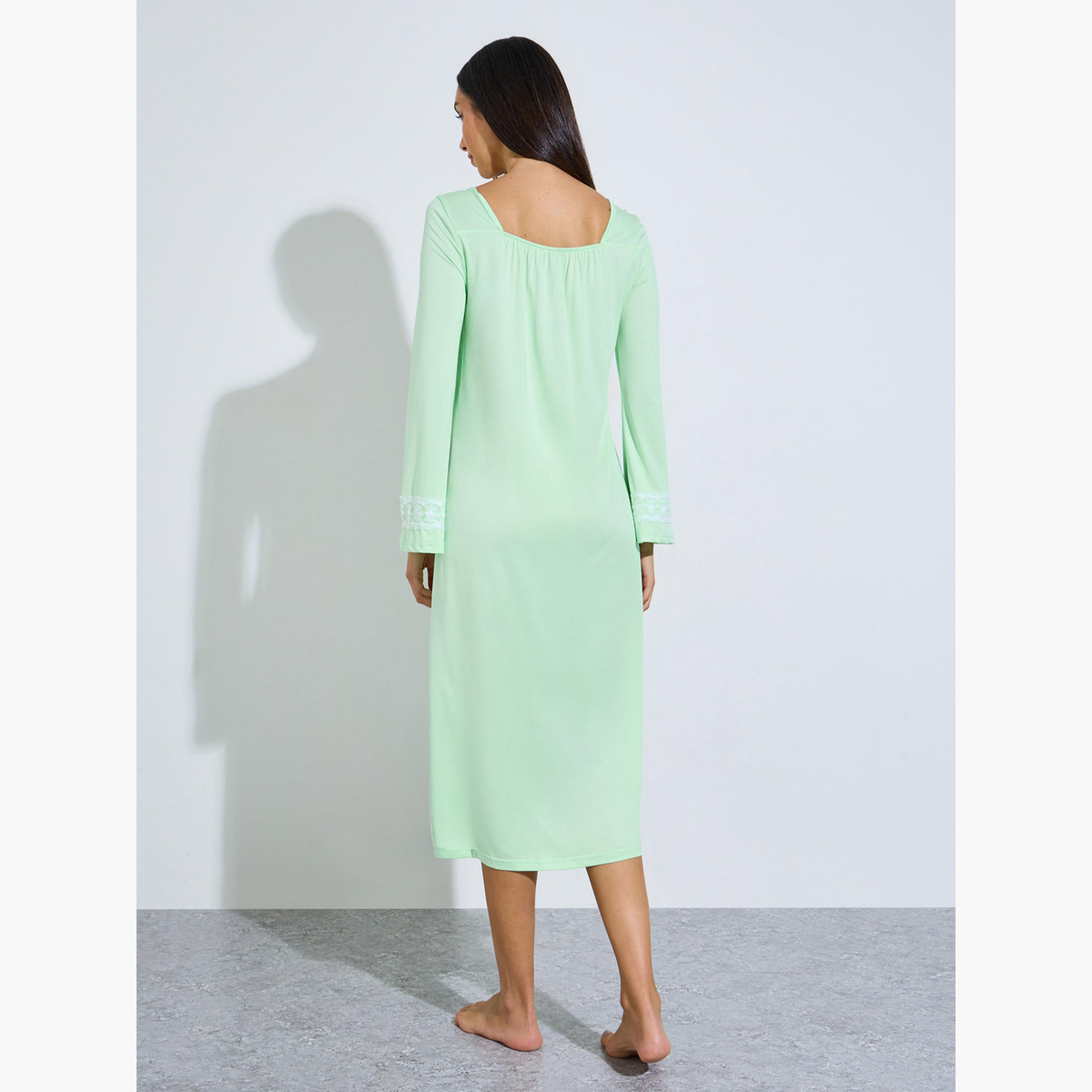 ستايلي - فستان نوم أخضر بأكمام طويلة مزين بالدانتيل-women-clothing-nightwear-nighties-image-3