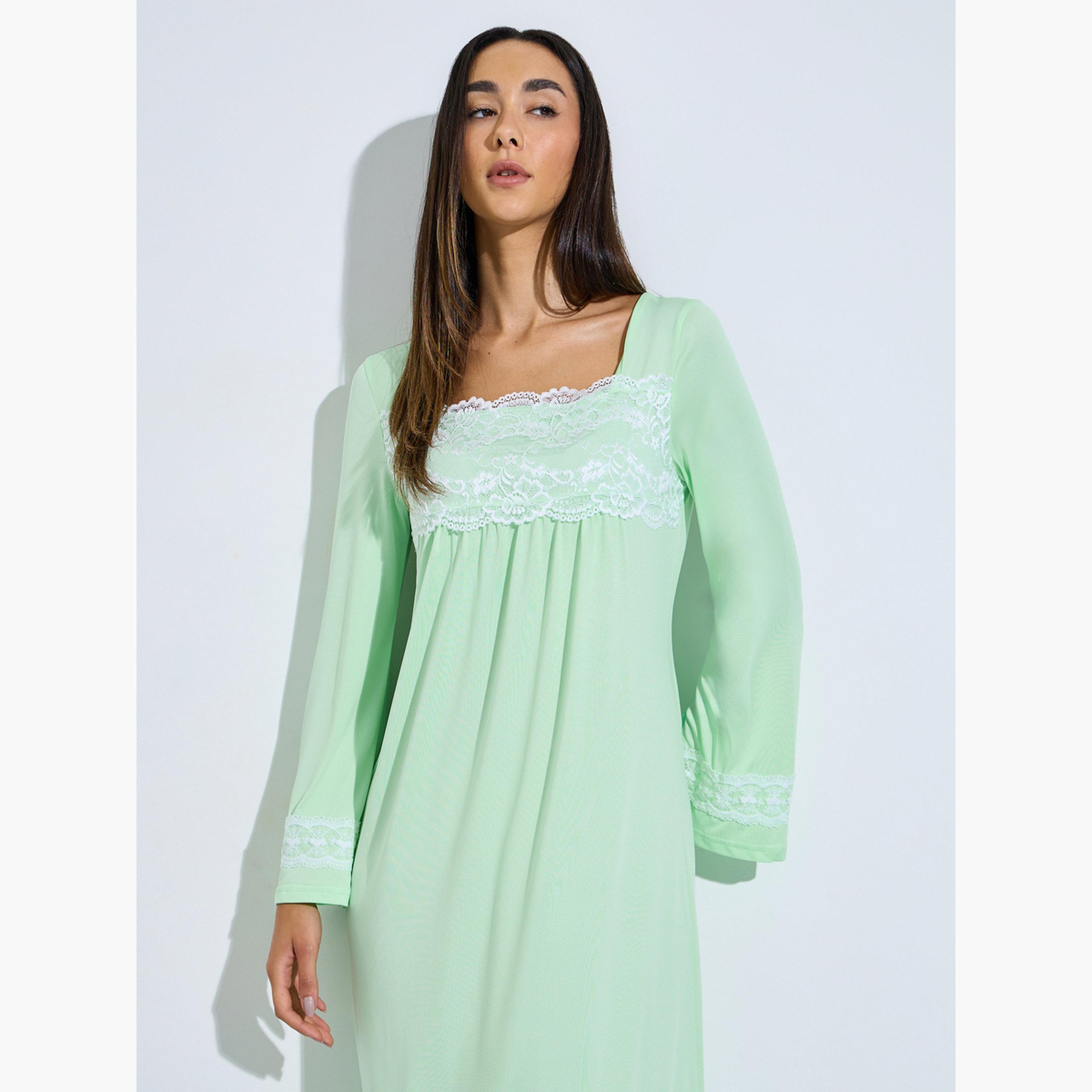 ستايلي - فستان نوم أخضر بأكمام طويلة مزين بالدانتيل-women-clothing-nightwear-nighties-image-4