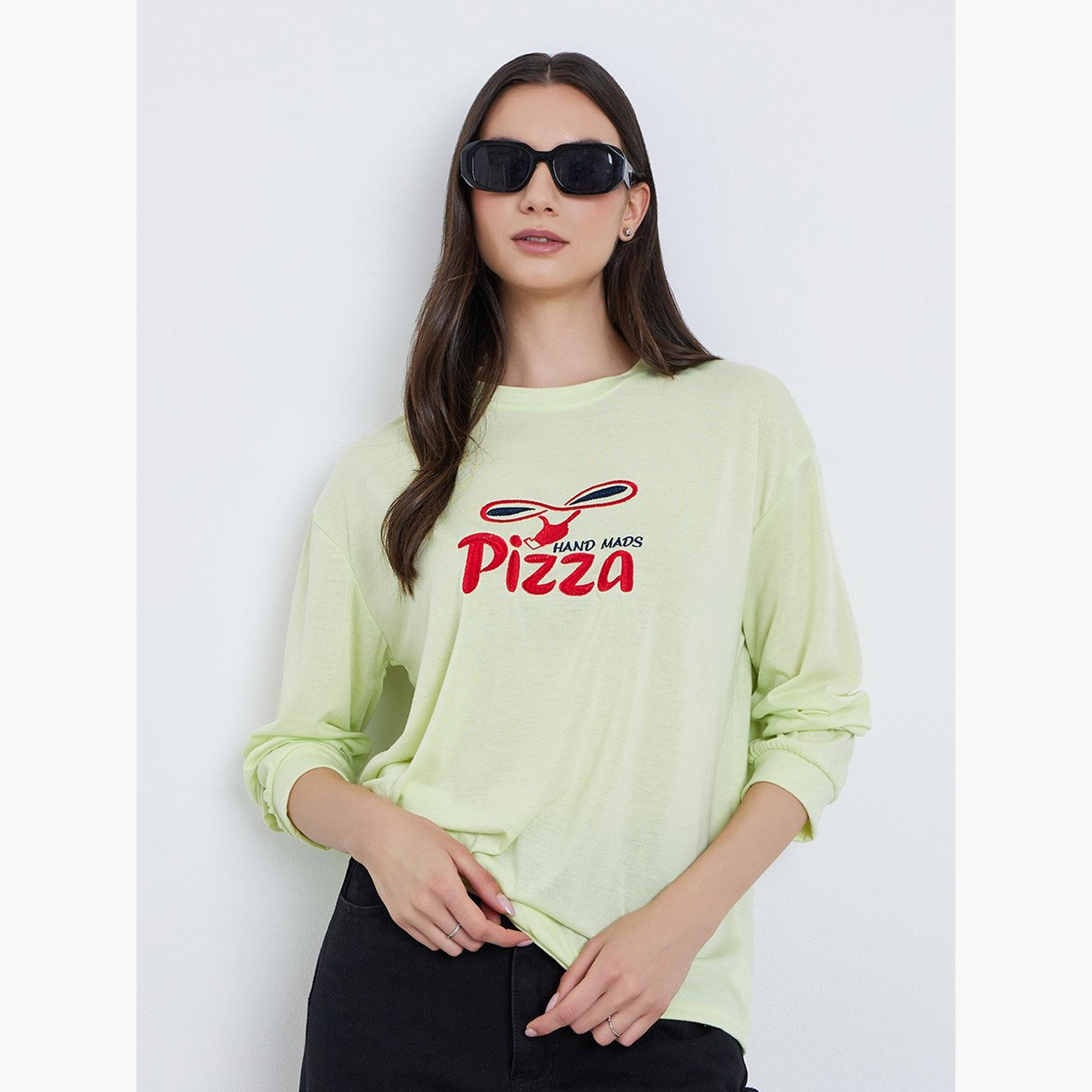 تيك تو - تي شيرت مطرز بشعار بيتزا باللون الأخضر-women-clothing-tshirts-image-1