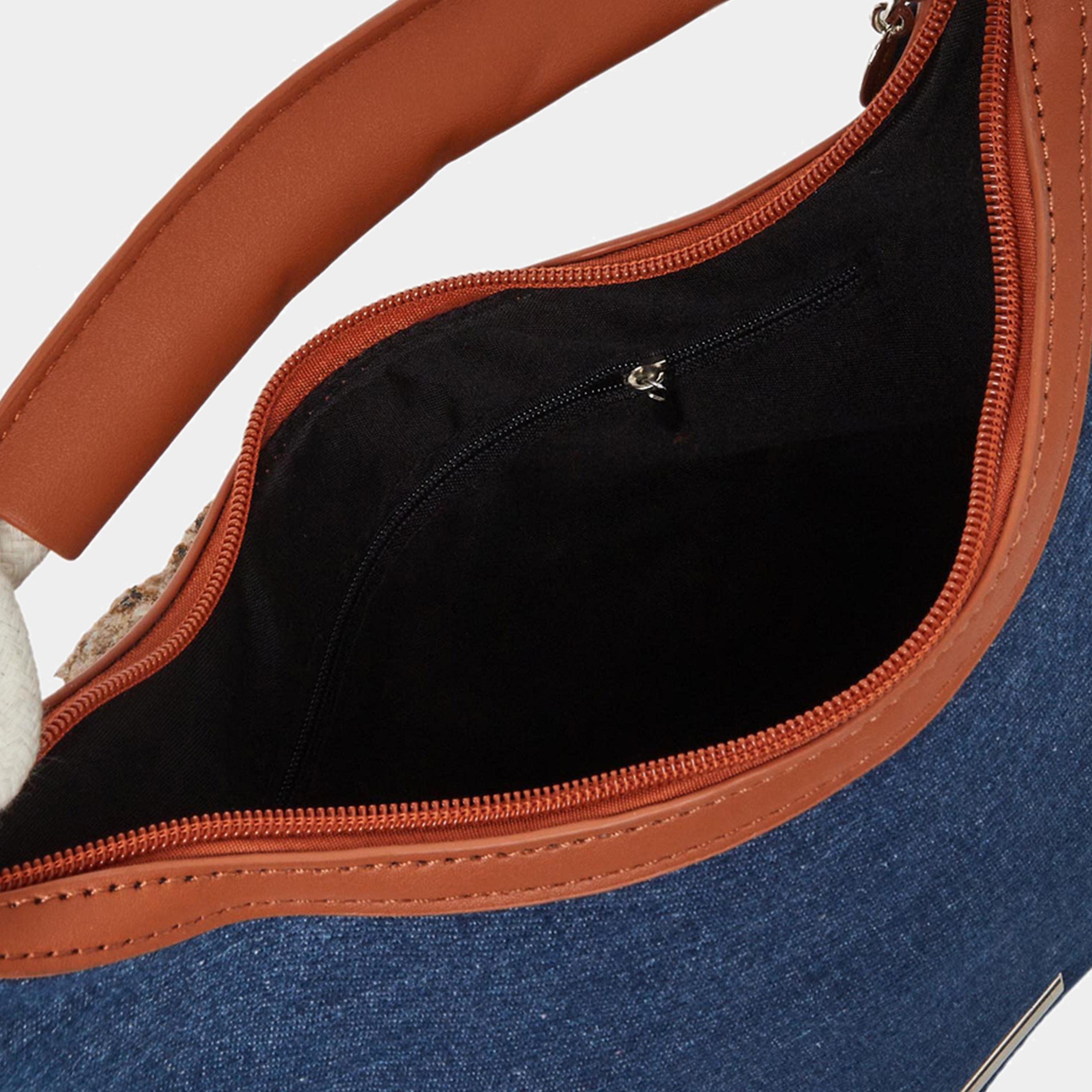 ستايلي - شنطة هوبو قماش الدنيم مع لمسات من اللون البني-women-bagsandwallets-handbags-image-3