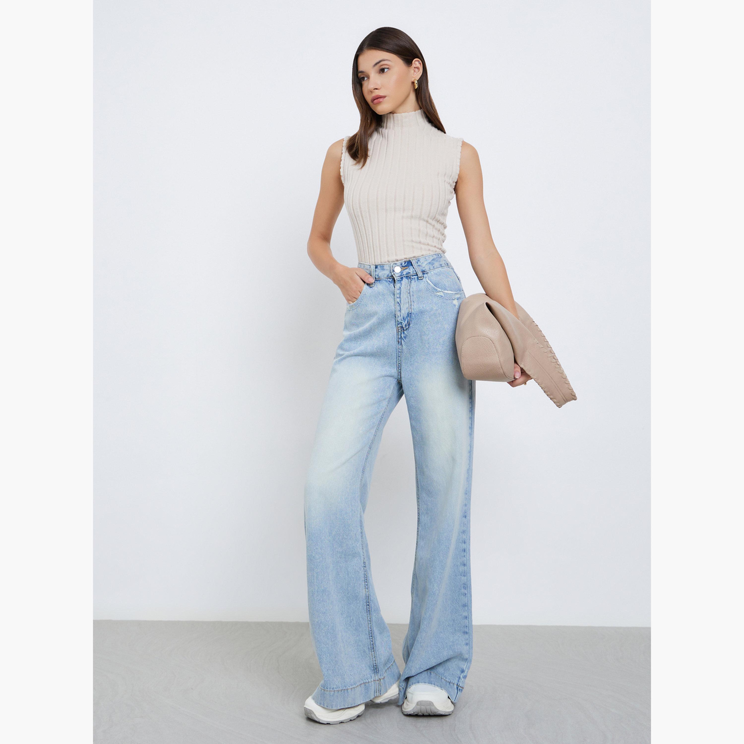 ستايلي - بلوزة محبوكة بدون أكمام باللون البيج للنساء-women-clothing-tshirts-image-2
