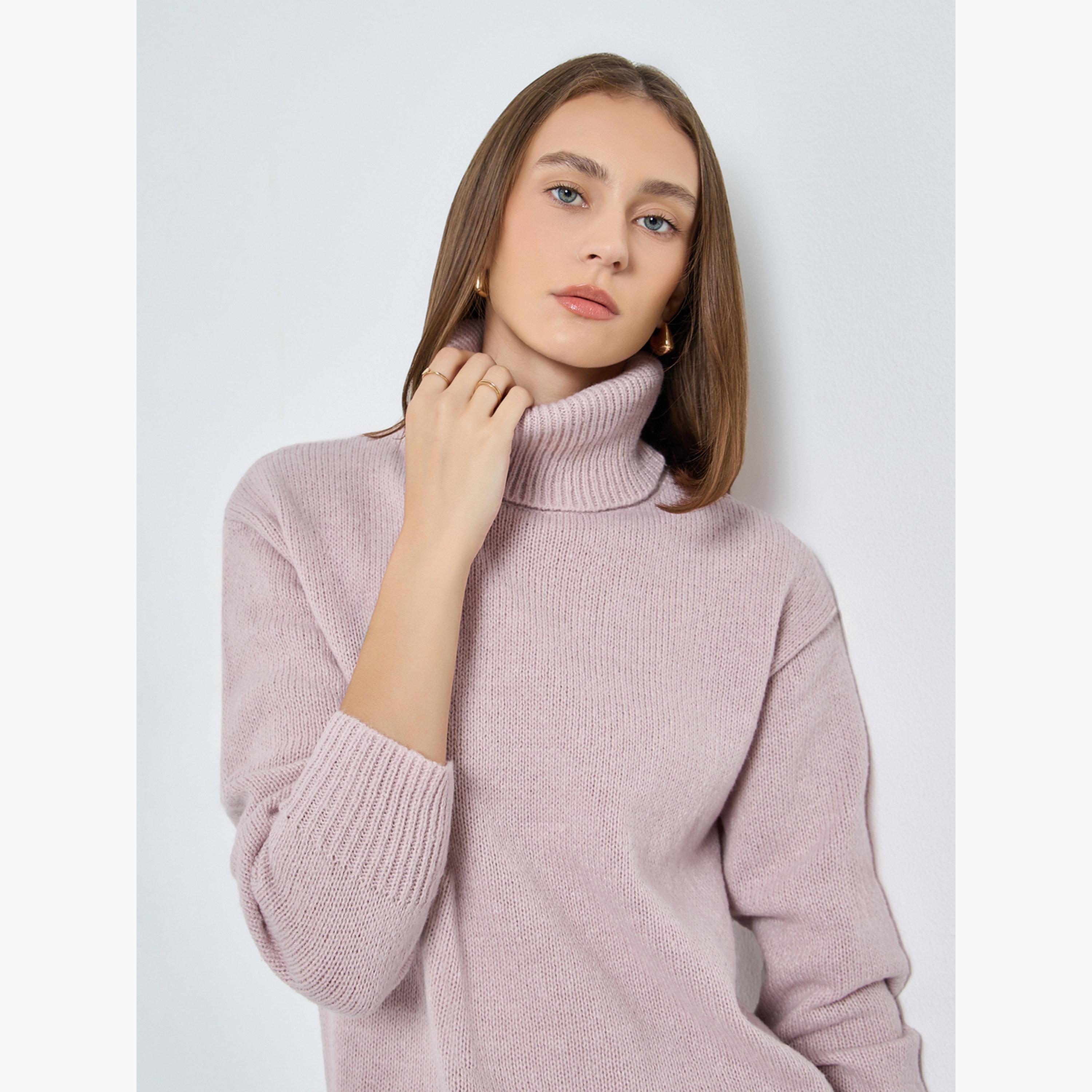 ستايلي - سترة وردية اللون بقصّة عادية وياقة مدورة للنساء -women-clothing-cardigansandjumpers-jumpers-image-3