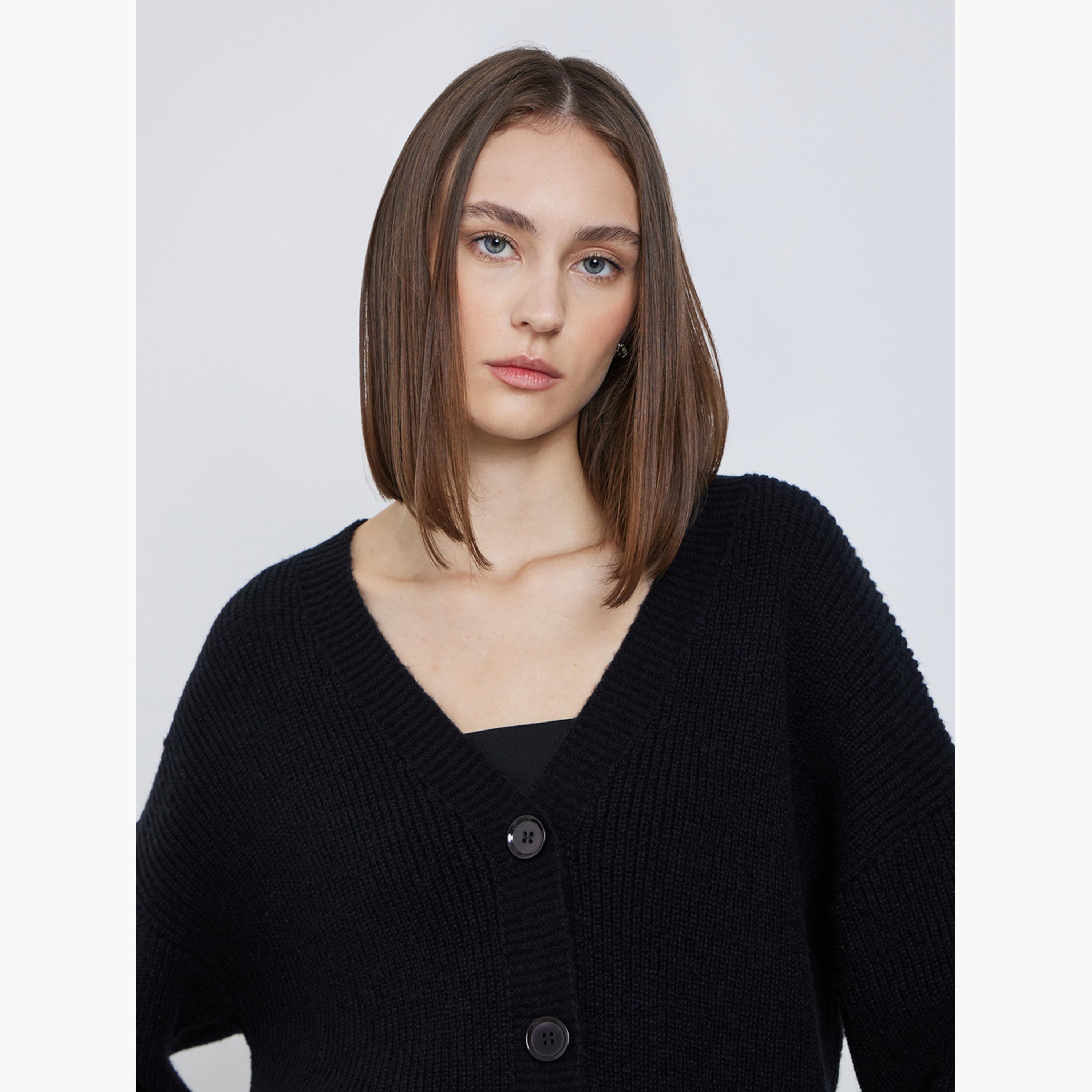 Styli Women Black Oversized Chunky Knit Cardigan-women-clothing-cardigansandjumpers-cardigans-image-4