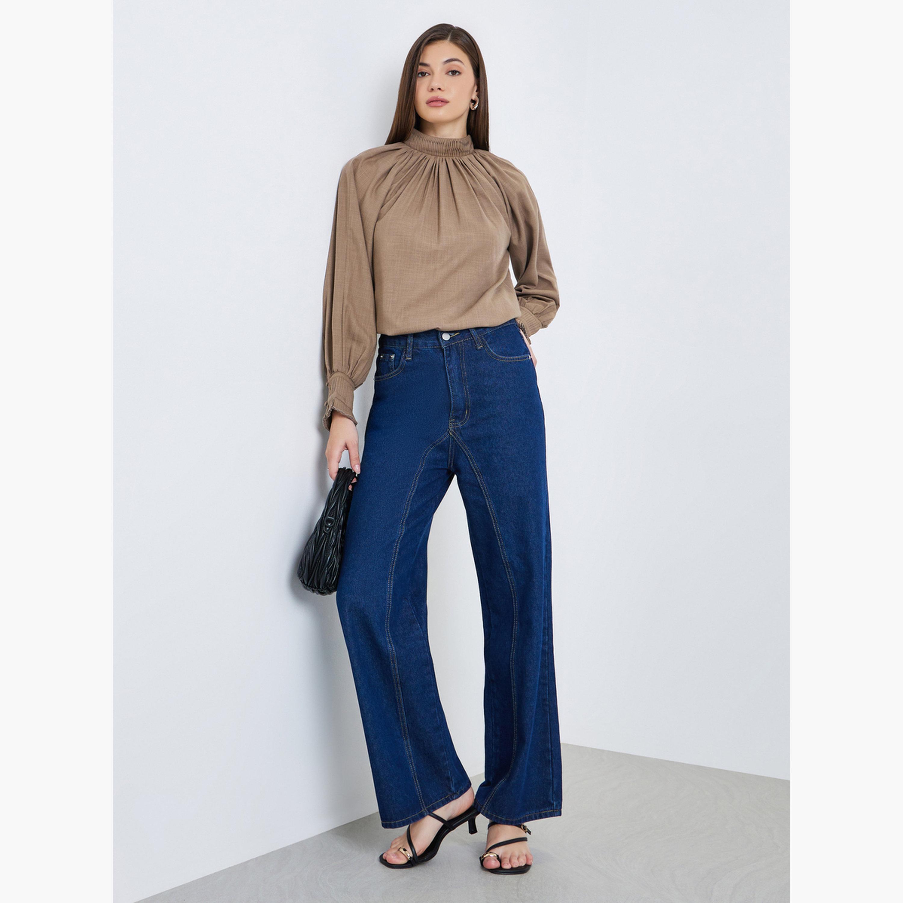 بلوزة مزينة بكسرات وأكمام بالون-women-clothing-shirtsandblouses-blouses-image-2