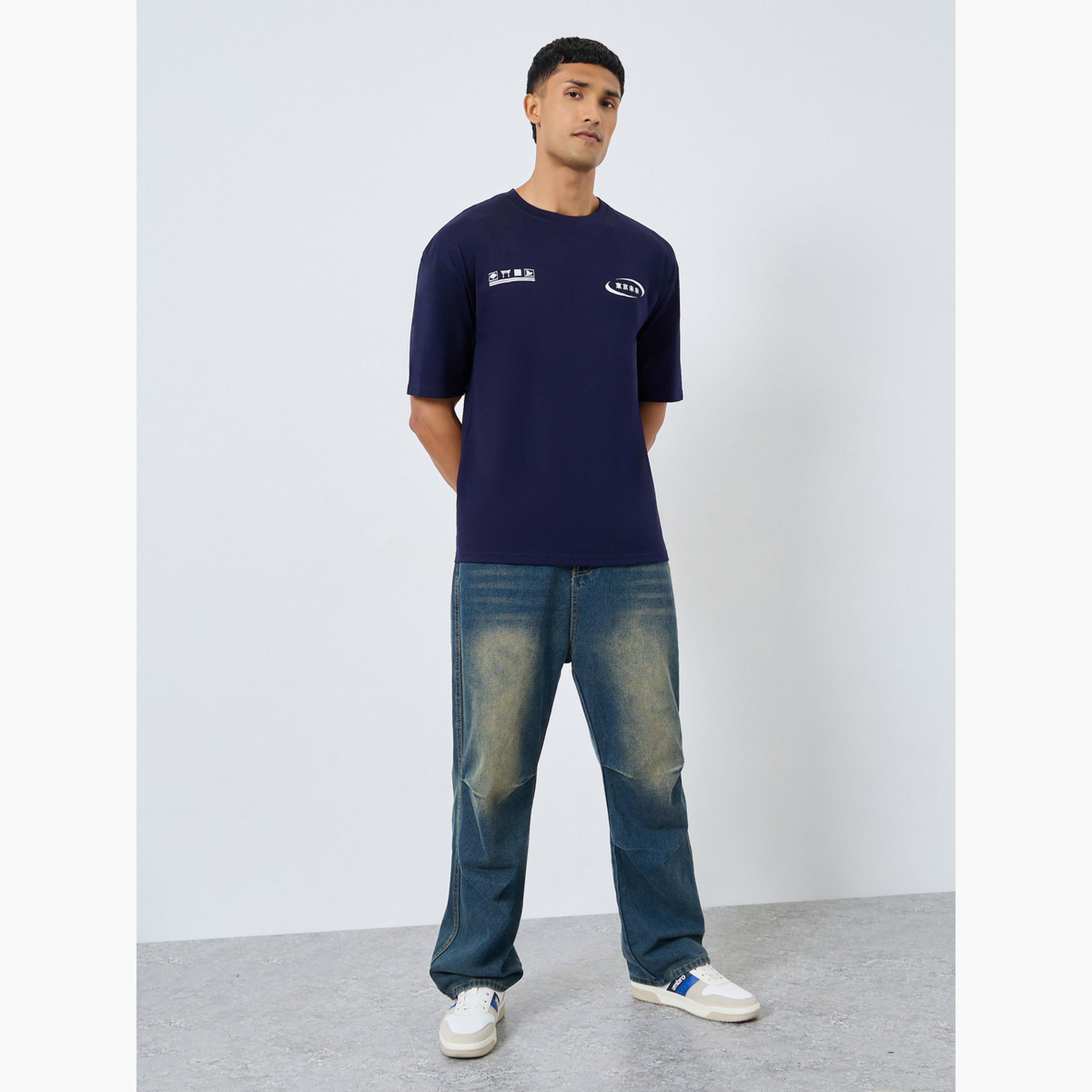 تيشيرت واسع كحلي بطبعة جرافيك للرجال-men-clothing-tshirtsandpolos-tshirts-image-2