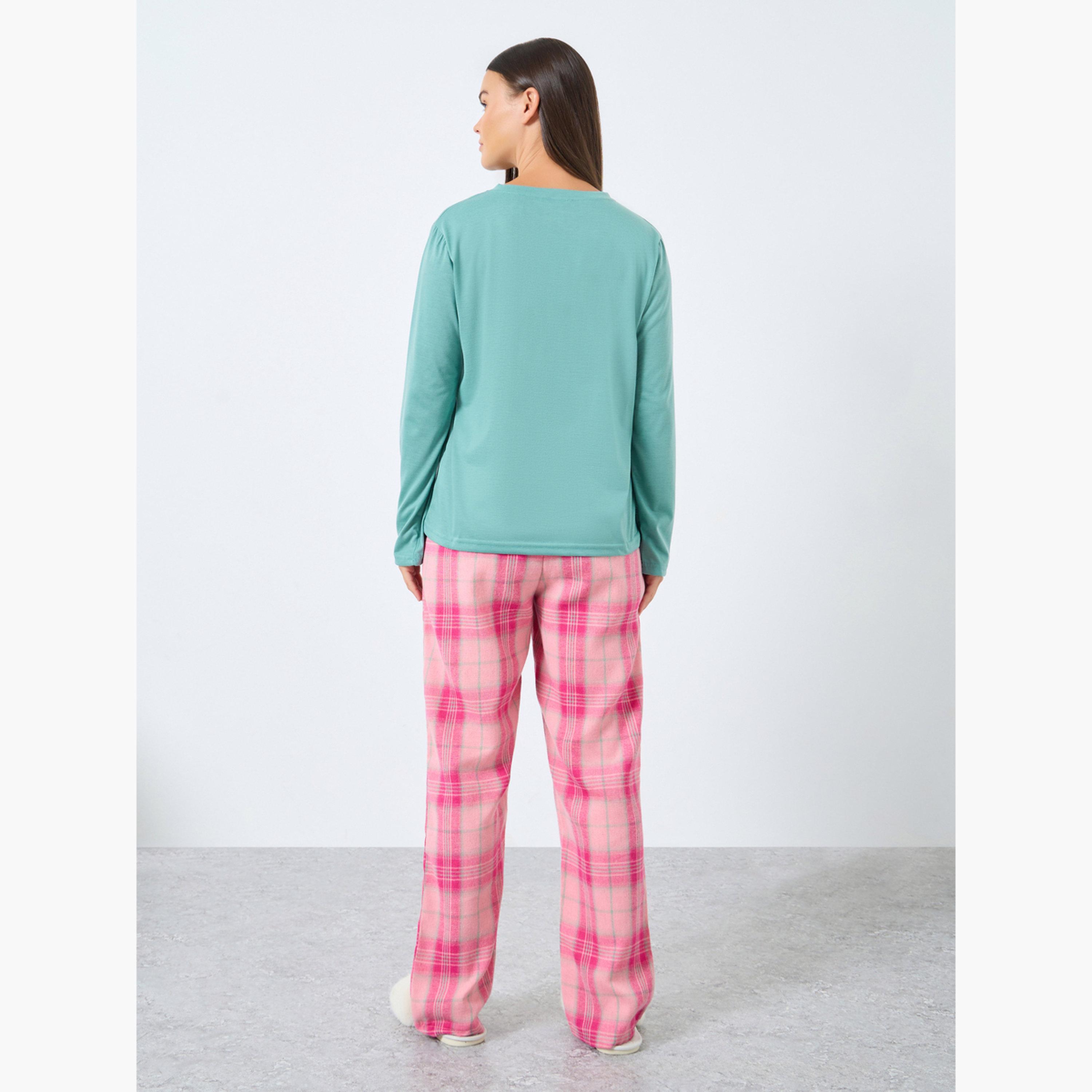 Styli Women Solid Long Sleeves T-Shirt and Checked Pyjama Set-women-clothing-nightwear-pyjamas-longsets-image-4