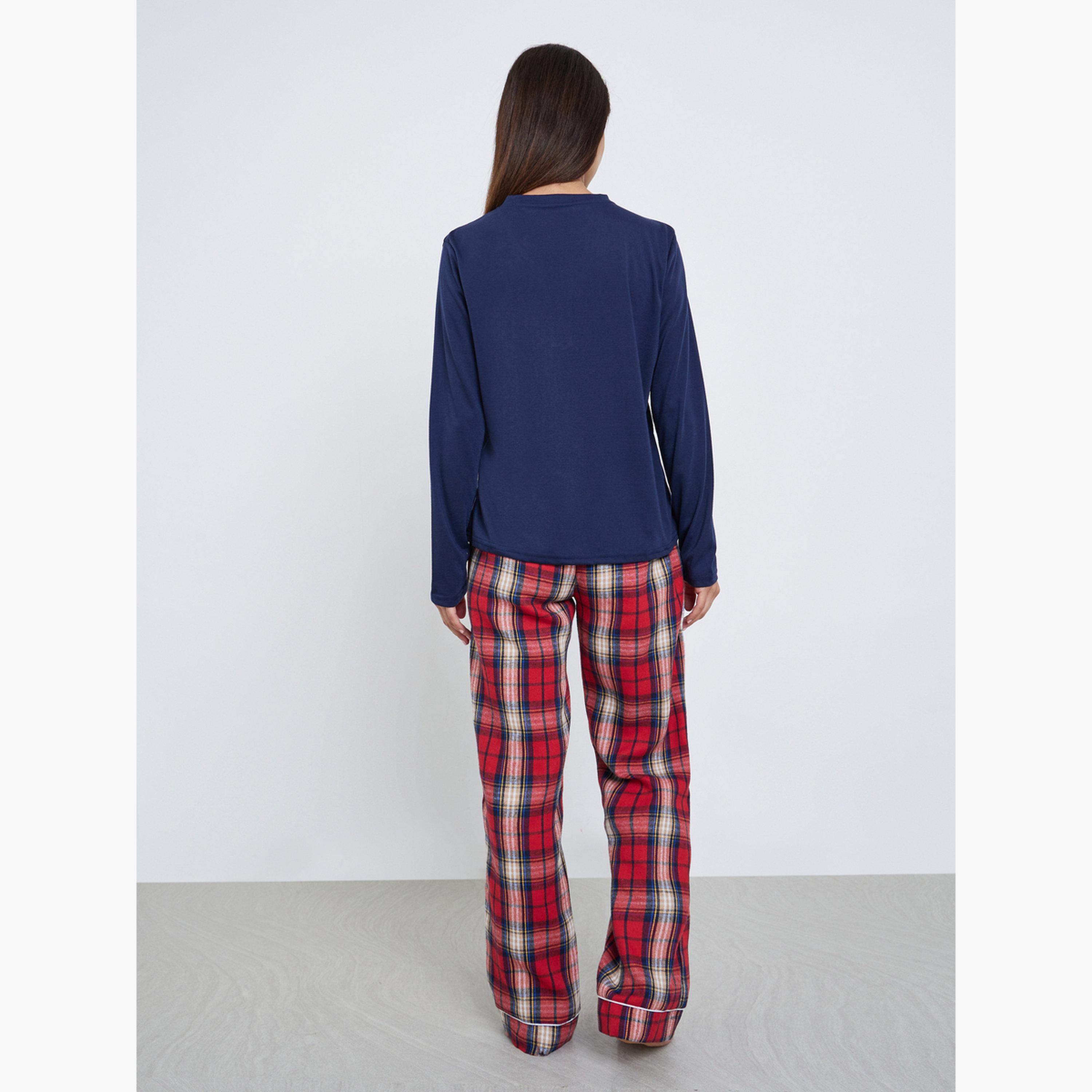 ستايلي - بيجاما مع تي شيرت بفتحة رقبة على شكل حرف V ونقشة مربعات-women-clothing-nightwear-pyjamas-longsets-image-5