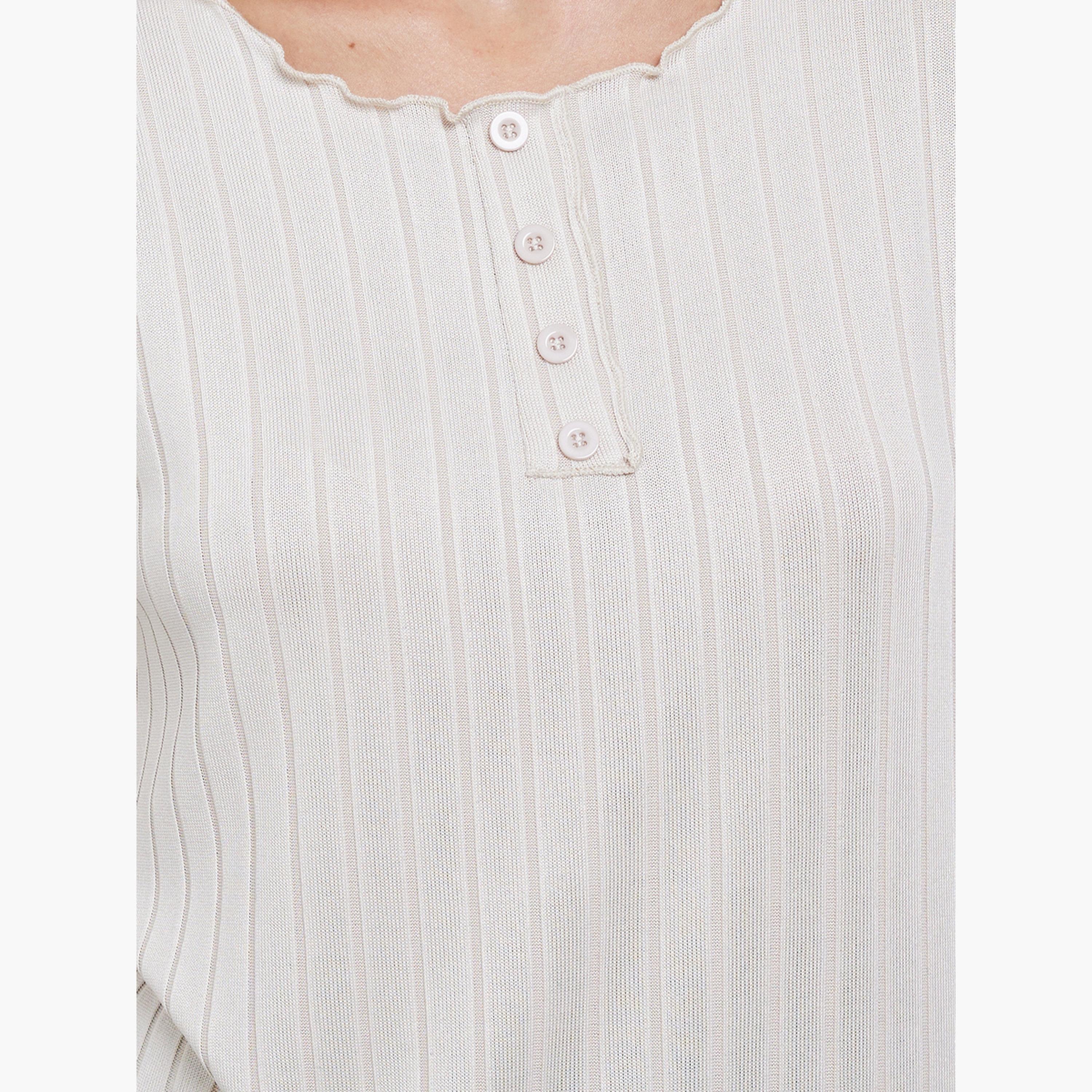 ستايلي - بيجاما تي شيرت منقوش وبنطال نقشة مربعات-women-clothing-nightwear-pyjamas-shortsets-image-3