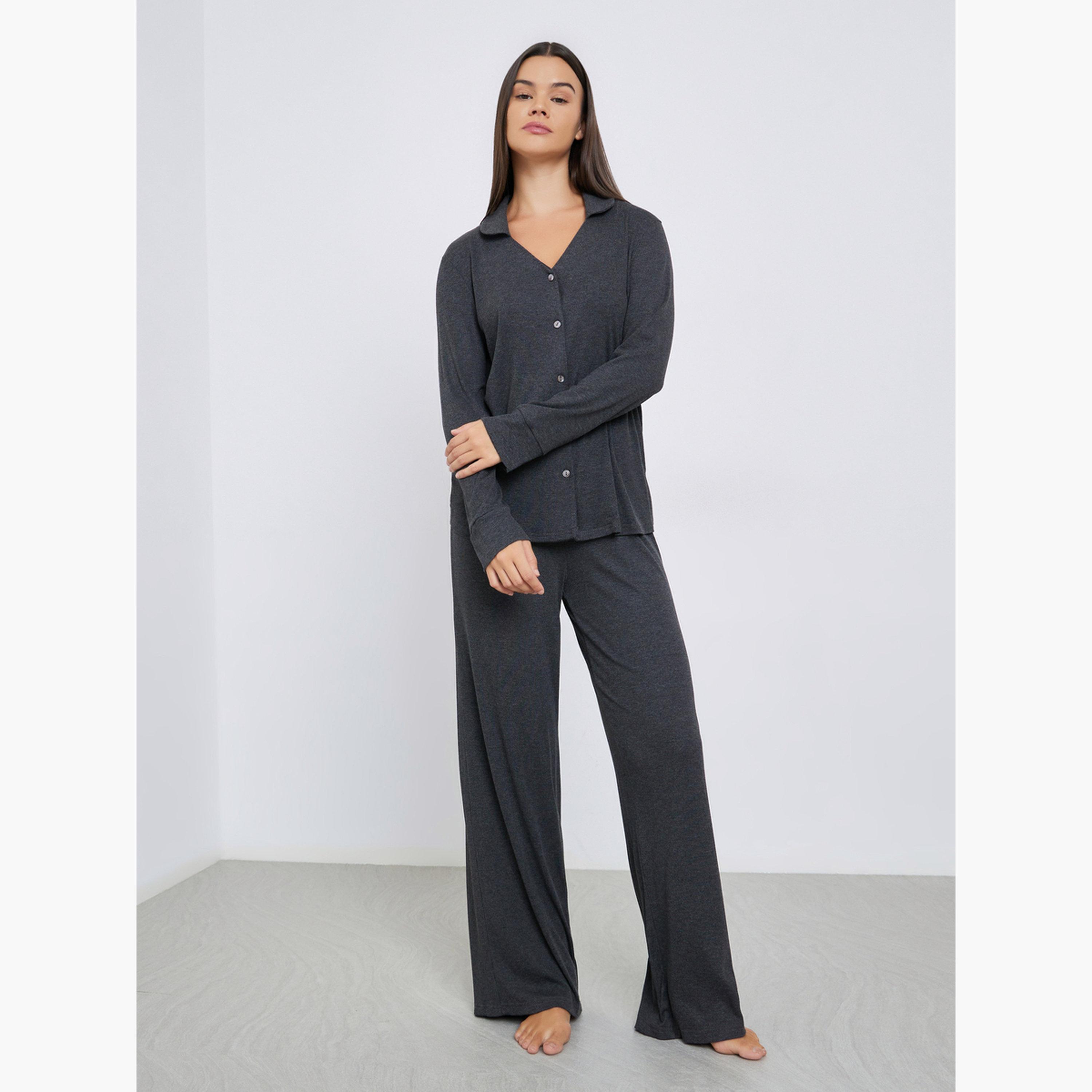 ستايلي - بيجاما قميص فيسكوز فائق النعومة بياقة مفتوحة وأزرار للنساء-women-clothing-nightwear-pyjamas-longsets-image-1