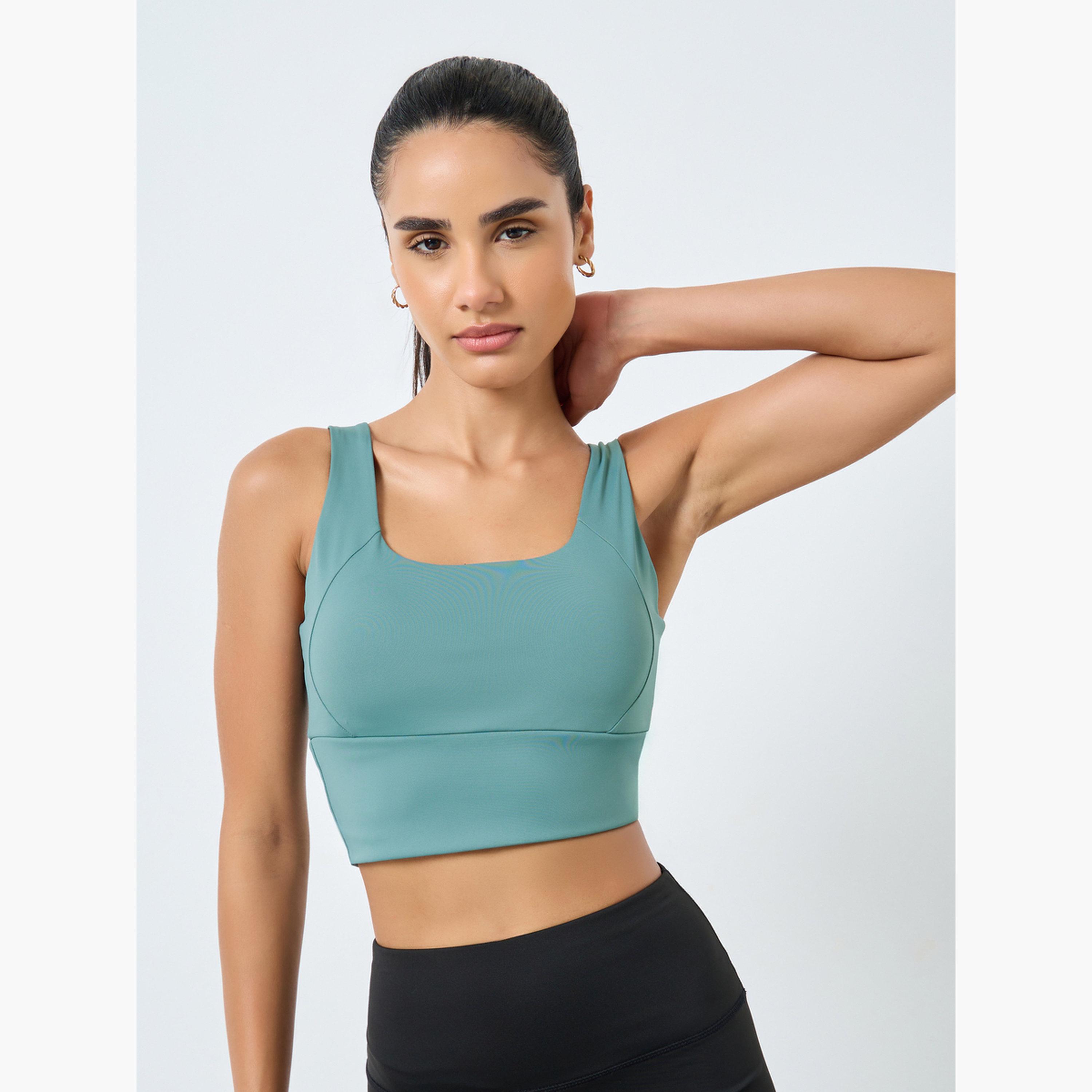 ستايلي - حمالة صدر رياضية واسعة ذات حافة غير متماثلة وحزام سفلي-women-clothing-sportswearandactivewear-sportsbras-image-1