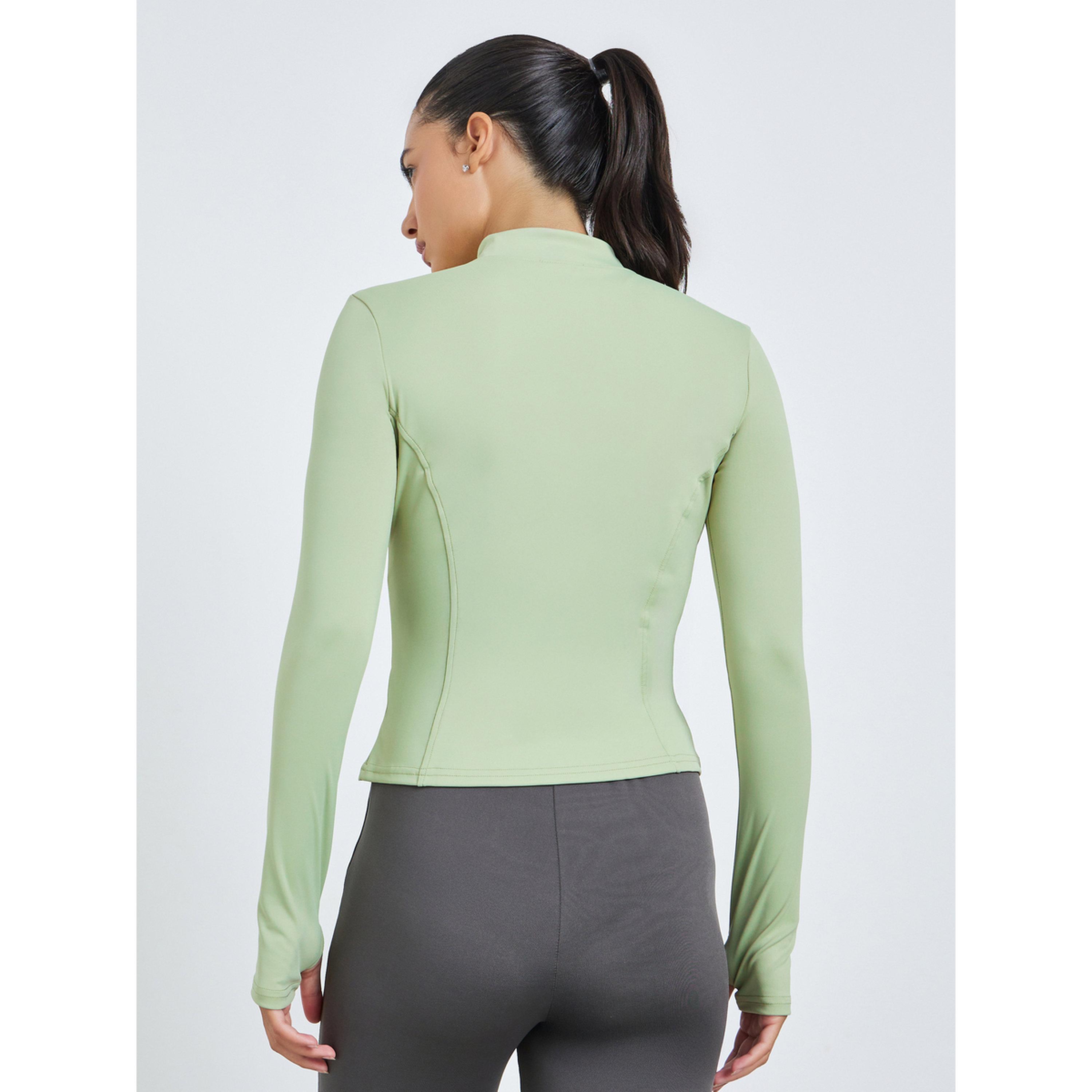 جاكيت بسحاب وتفاصيل درزات منحنية-women-clothing-sportswearandactivewear-coatsandjackets-jackets-image-4